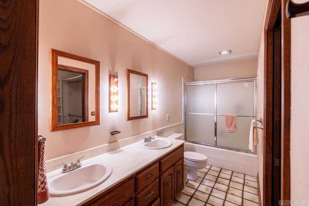 HUNTINGTON PLACE - Residential