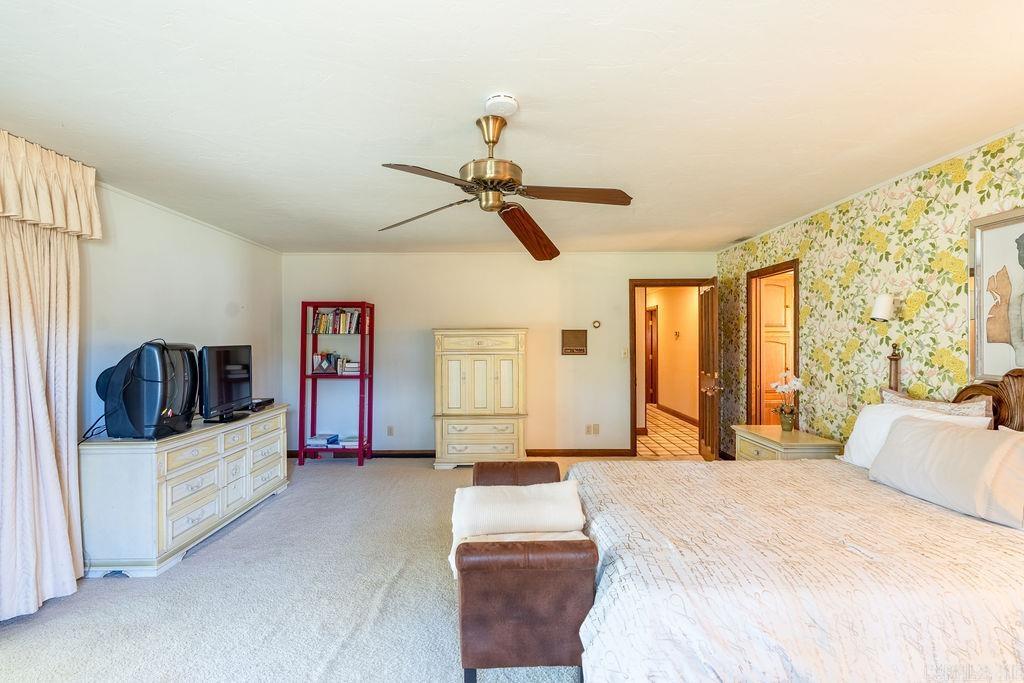 HUNTINGTON PLACE - Residential