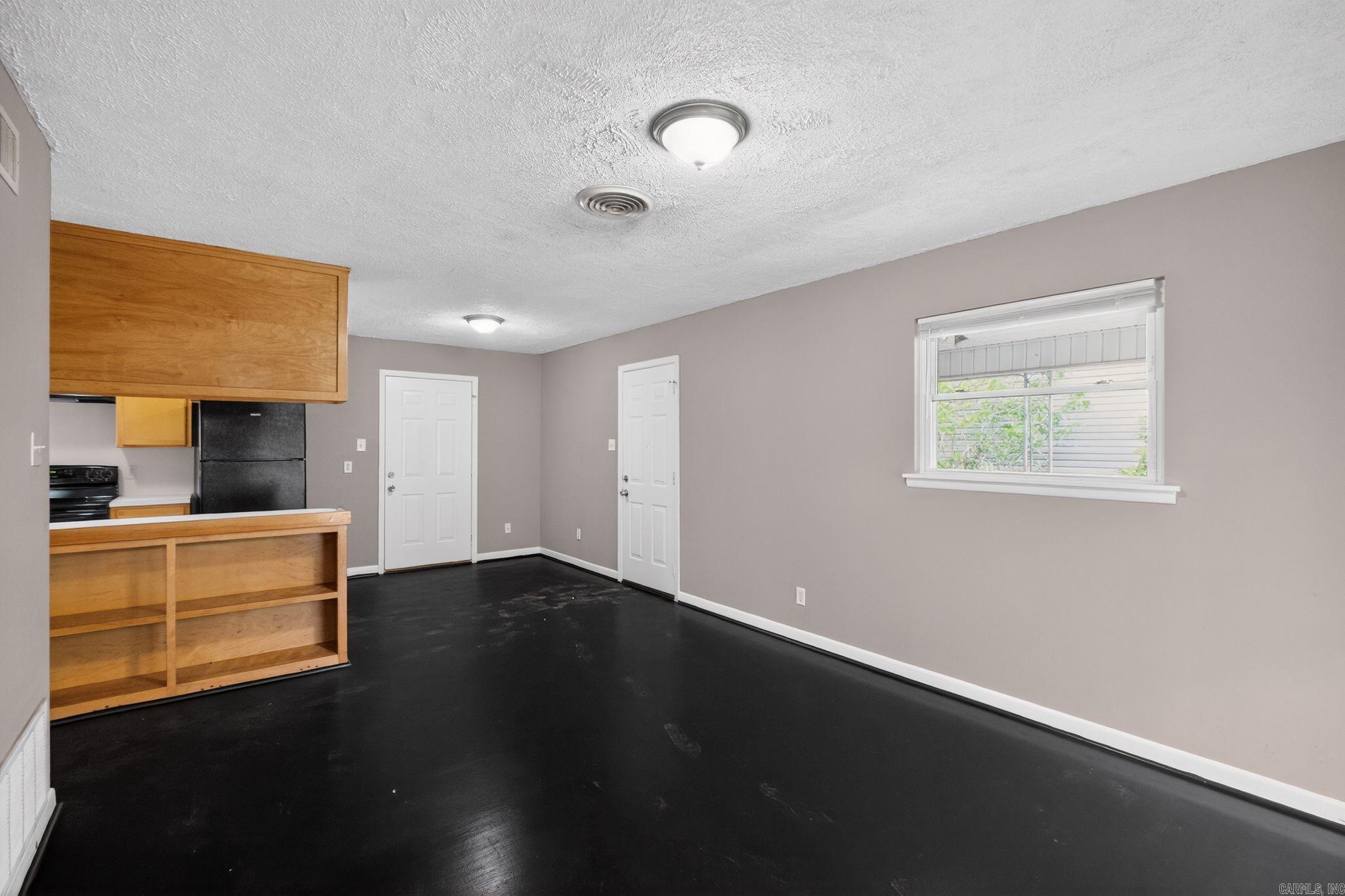 MEADOW PARK - Residential