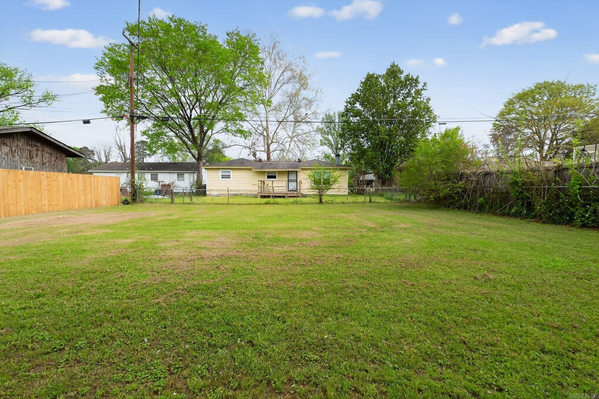 MEADOW PARK - Residential