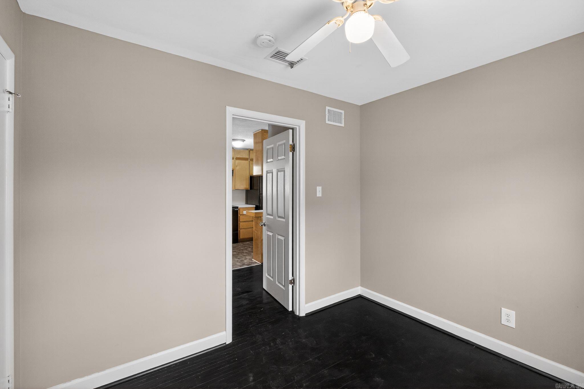 MEADOW PARK - Residential