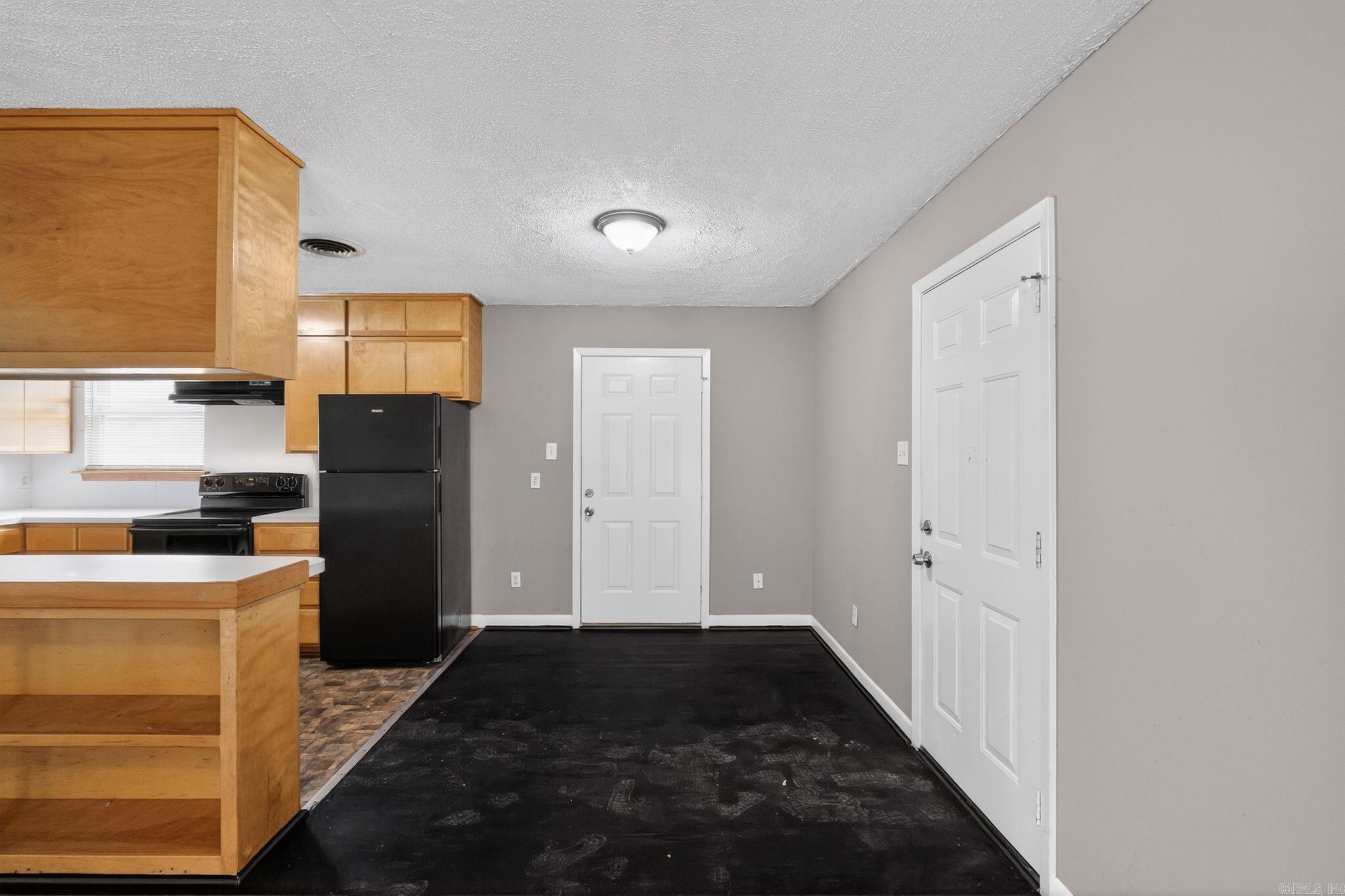 MEADOW PARK - Residential