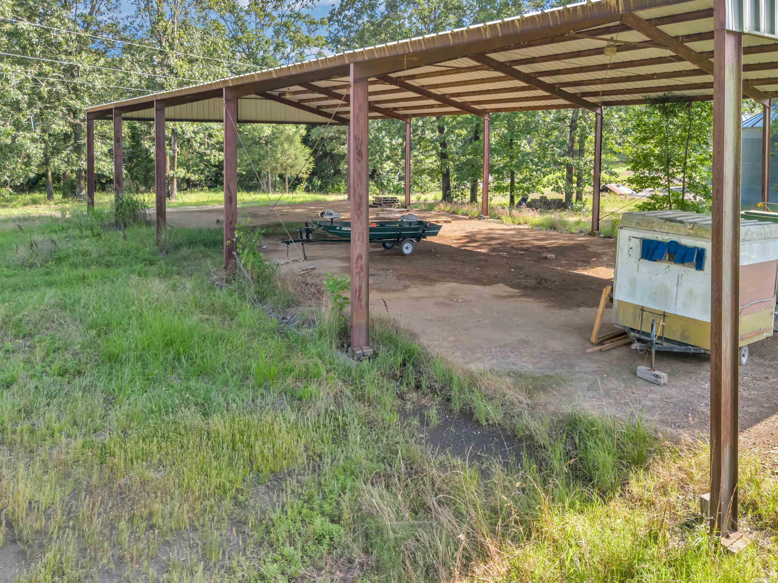 Metes & Bounds - Land