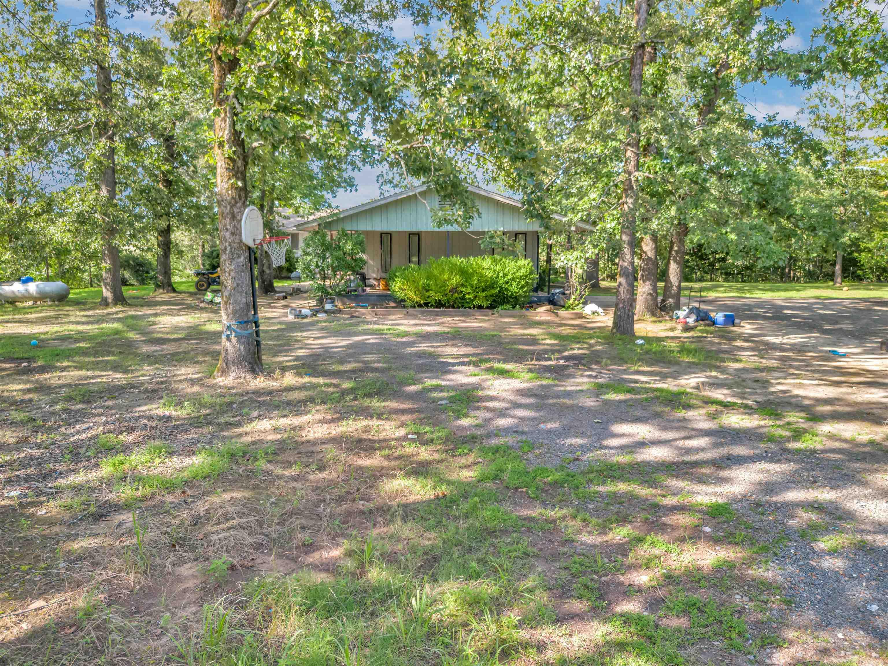 Metes & Bounds - Land