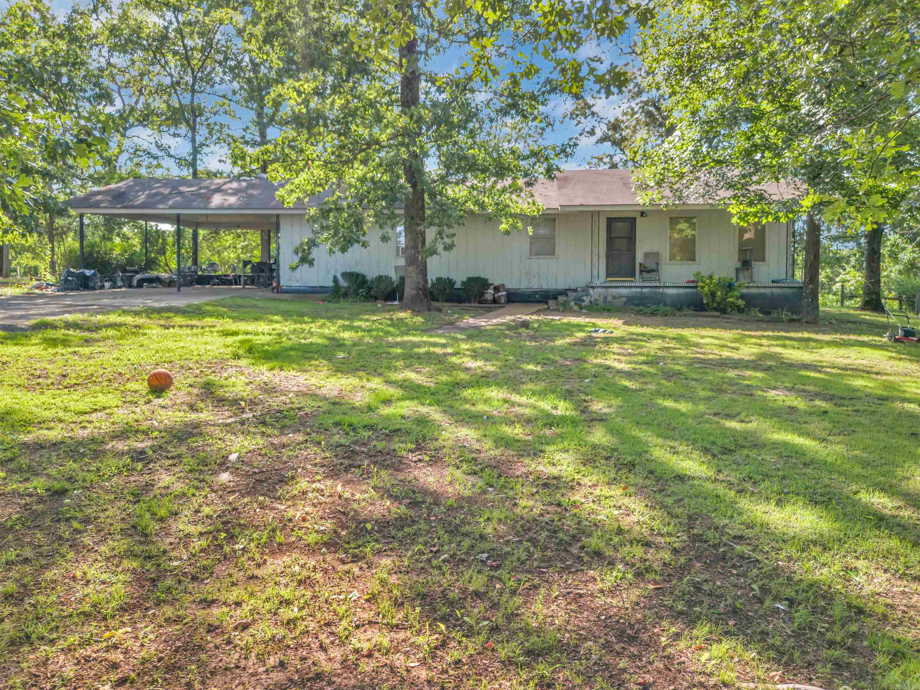 Metes & Bounds - Land