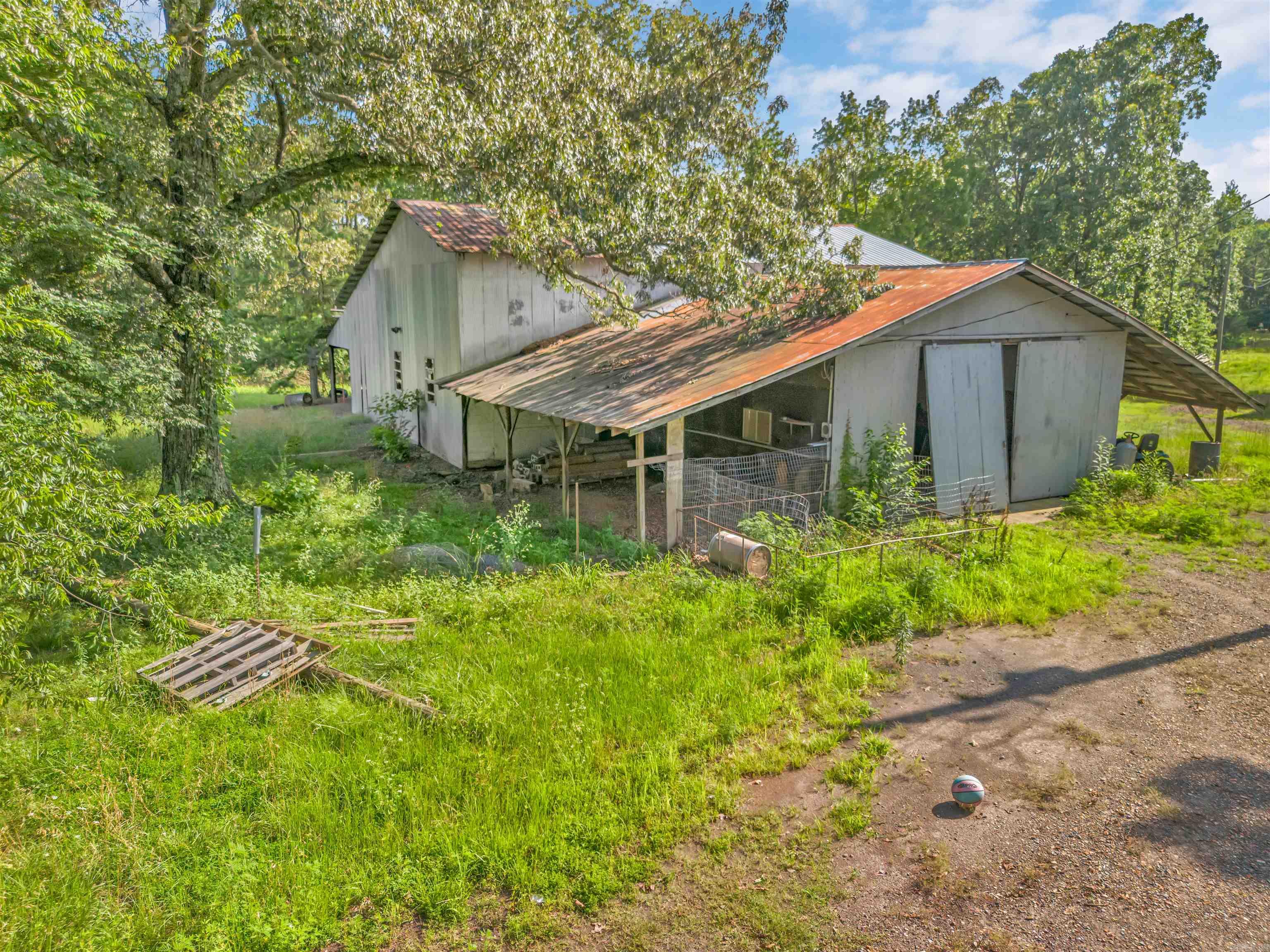 Metes & Bounds - Land