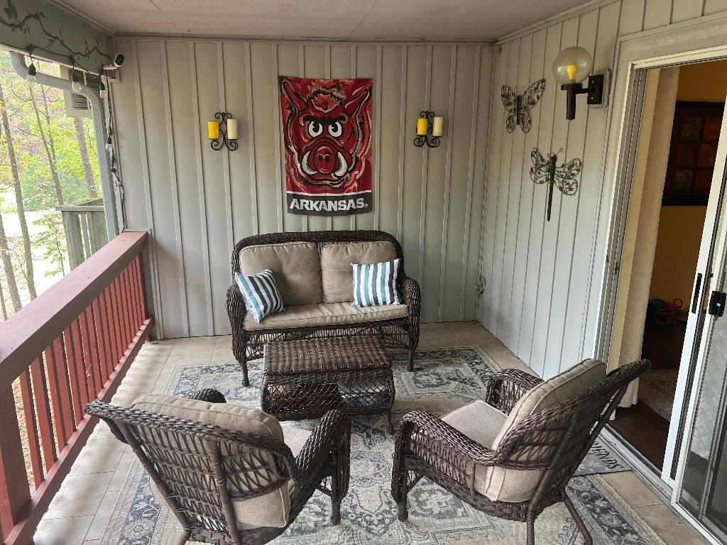 Desoto Courts Townhouse - Residential