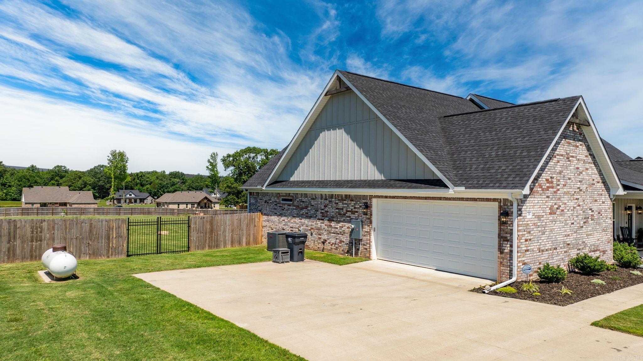 JACK FORK RIDGE - Residential