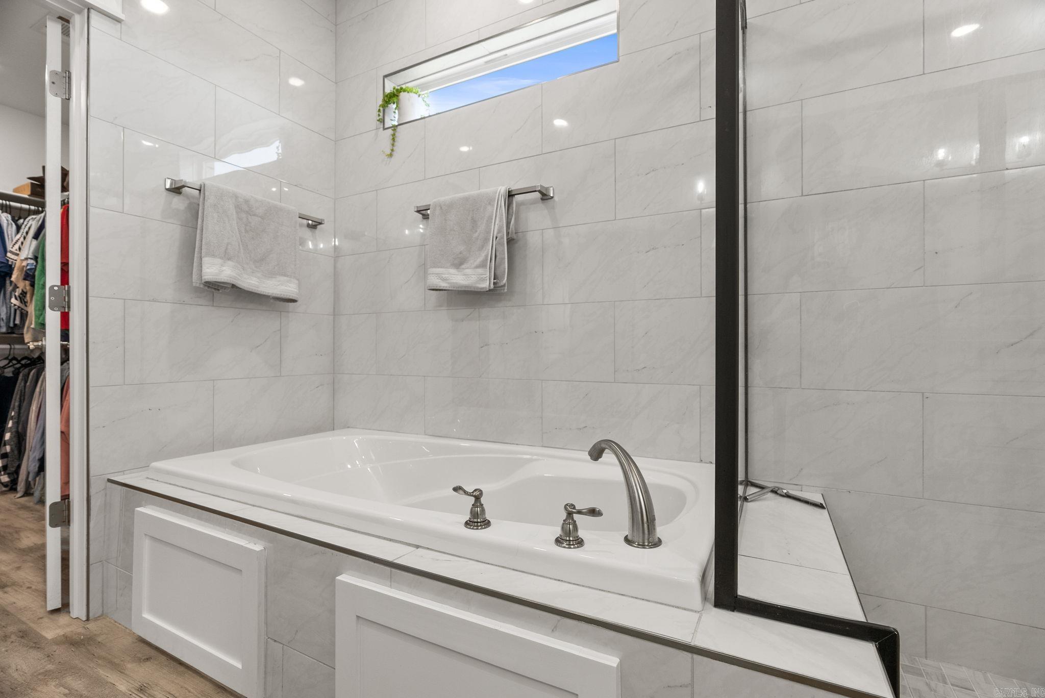 JACK FORK RIDGE - Residential