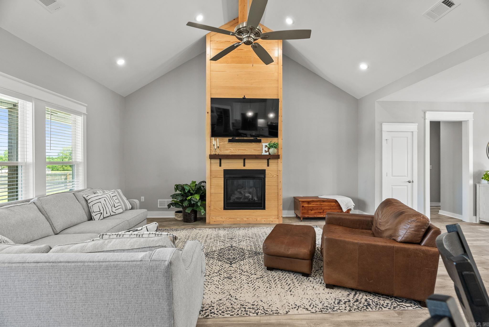 JACK FORK RIDGE - Residential