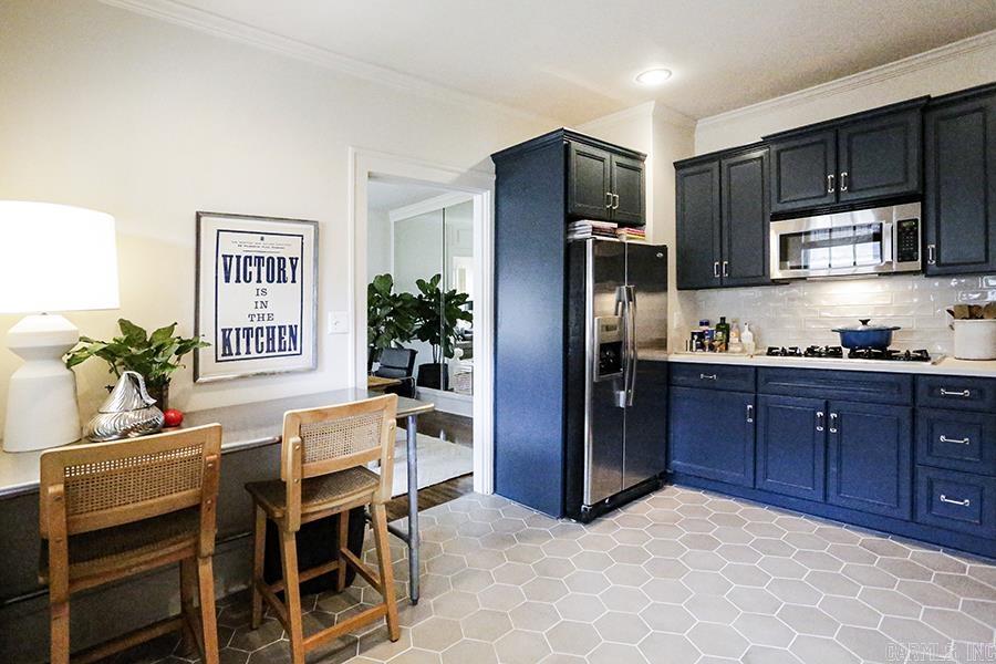 NEWTONS - Residential