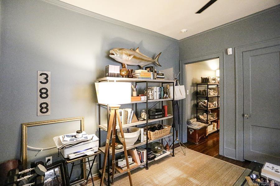 NEWTONS - Residential