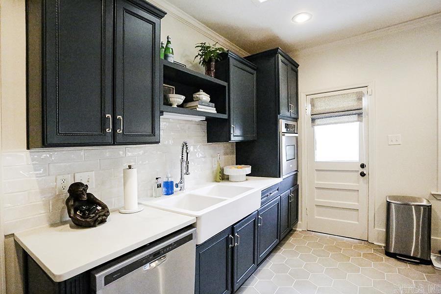 NEWTONS - Residential