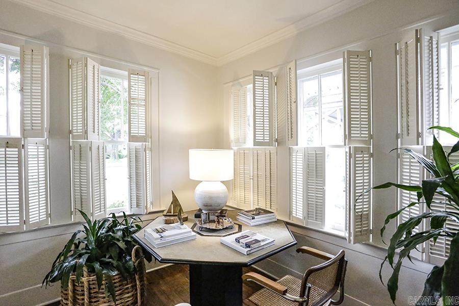 NEWTONS - Residential