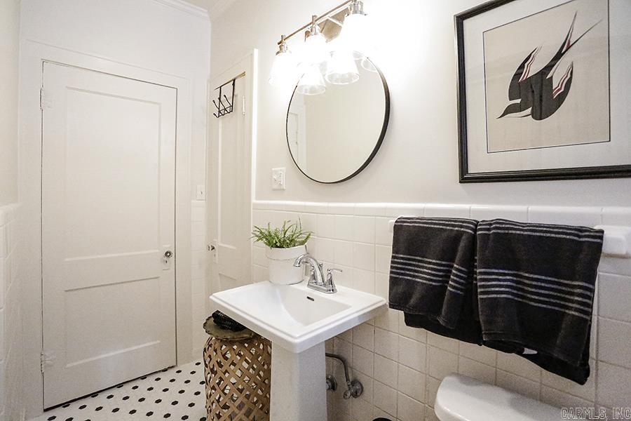 NEWTONS - Residential