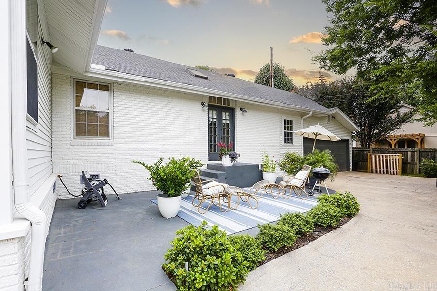 NEWTONS - Residential