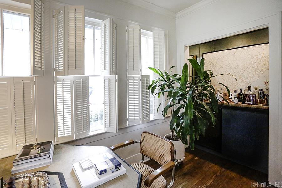 NEWTONS - Residential