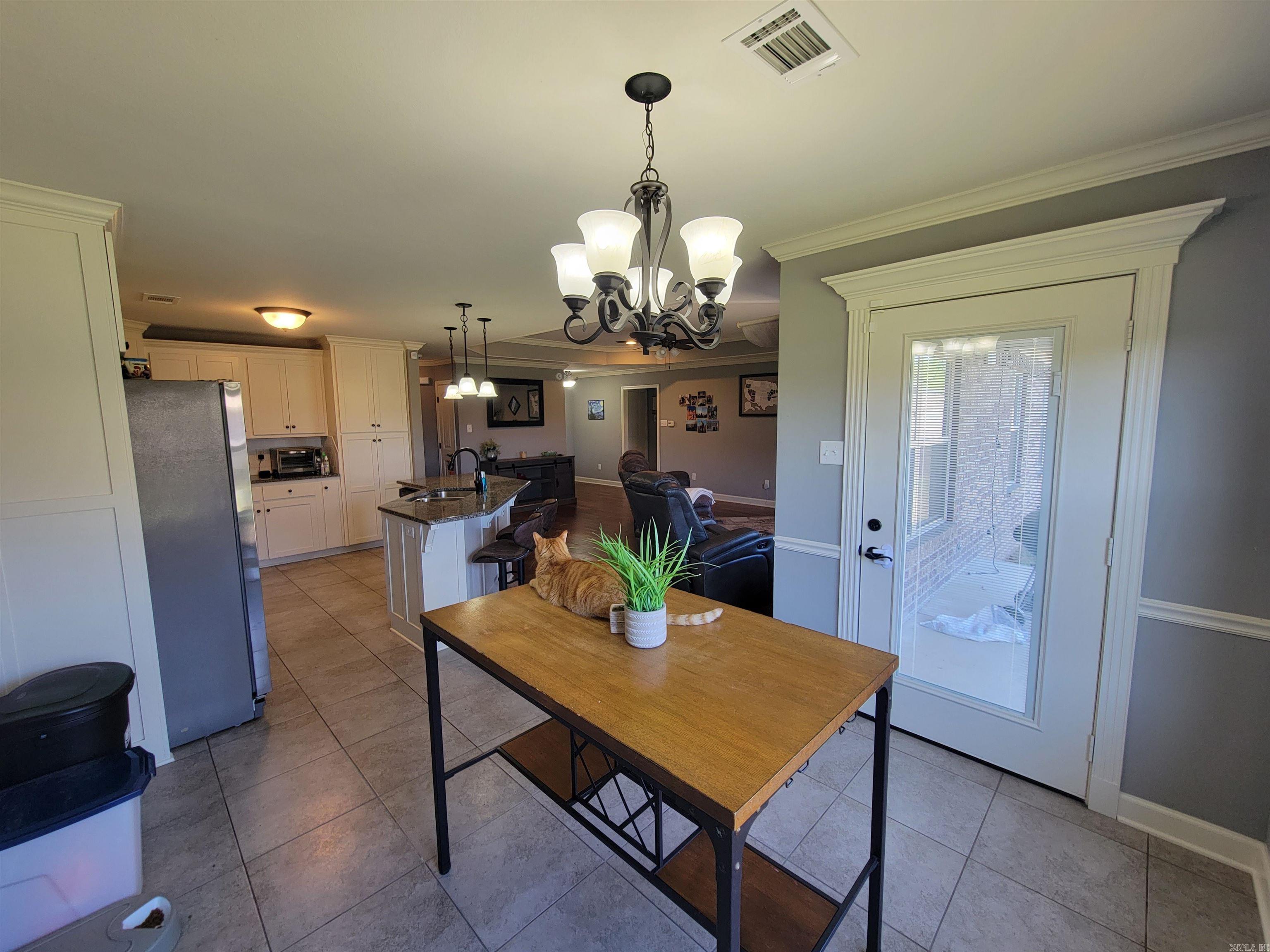 JAXON TERRACE - Residential