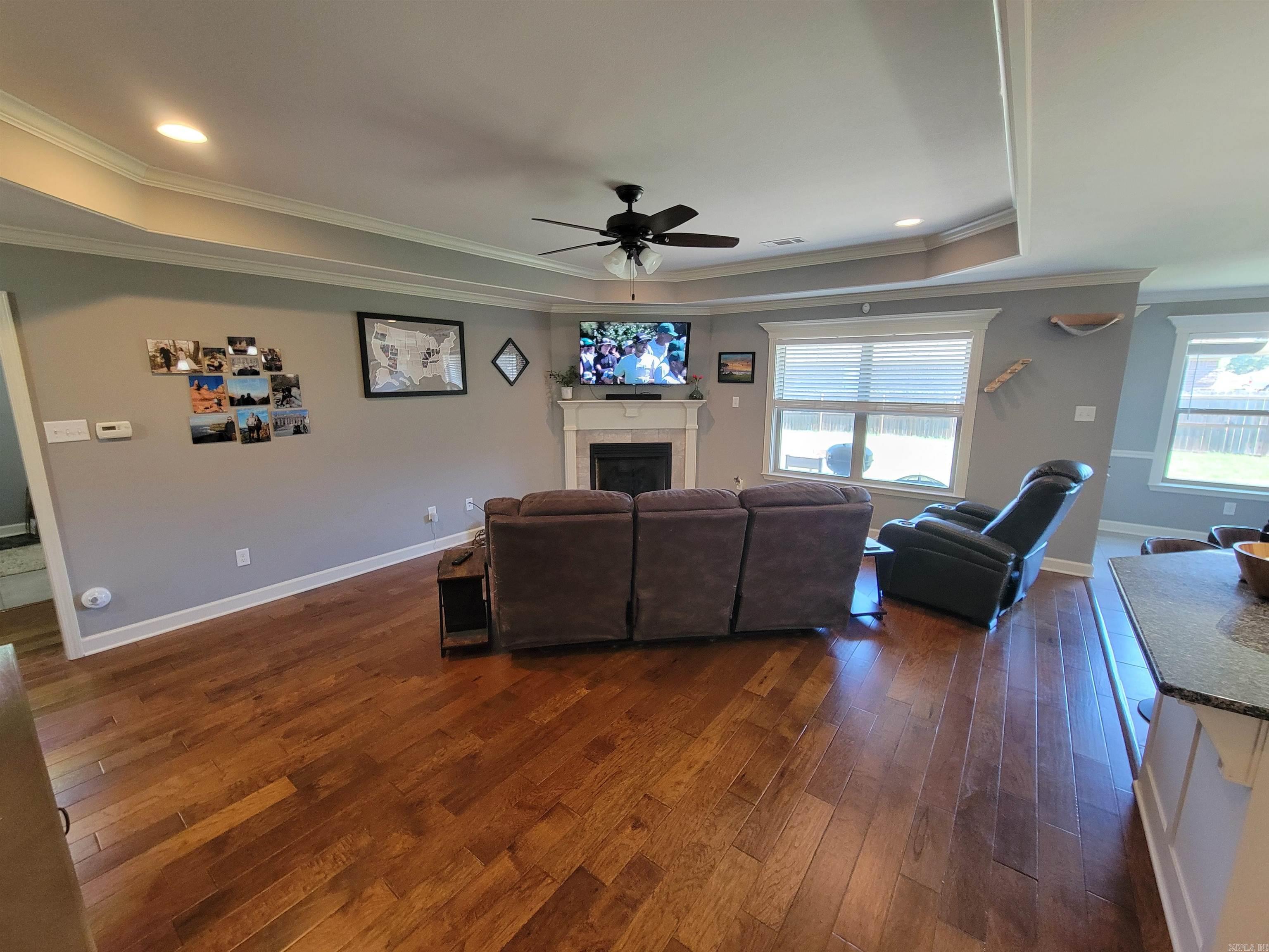 JAXON TERRACE - Residential