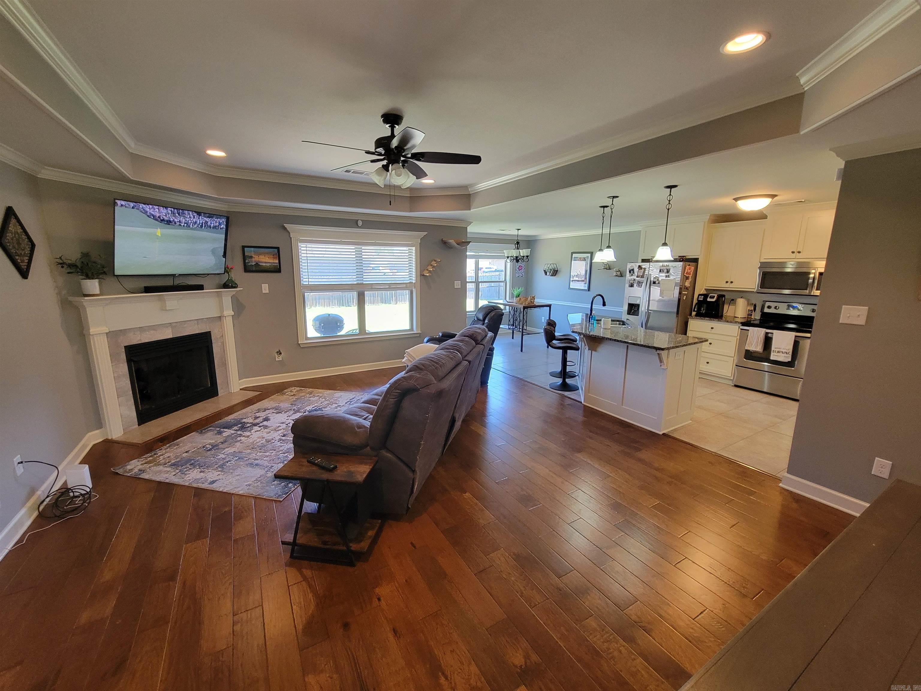 JAXON TERRACE - Residential