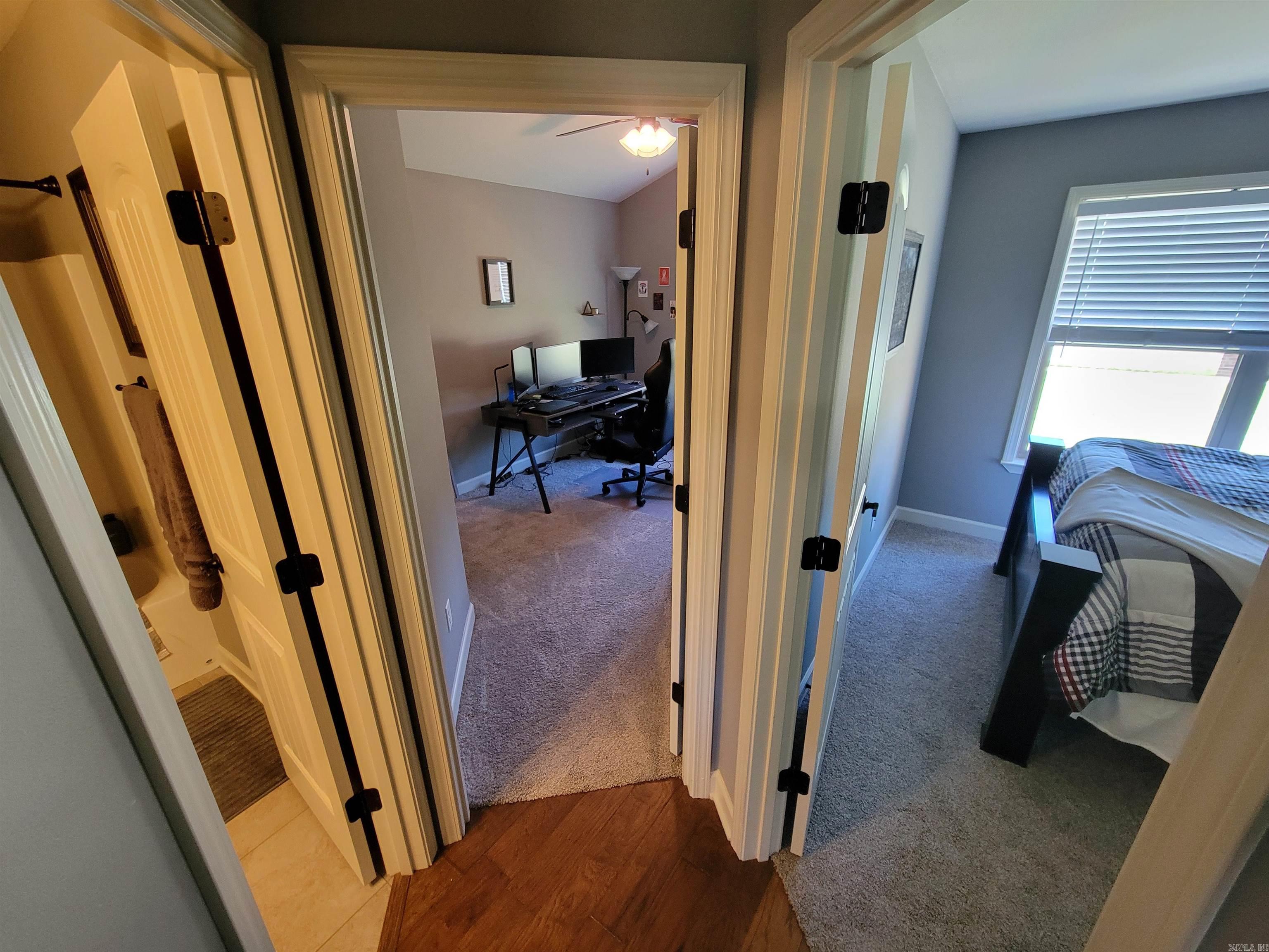 JAXON TERRACE - Residential