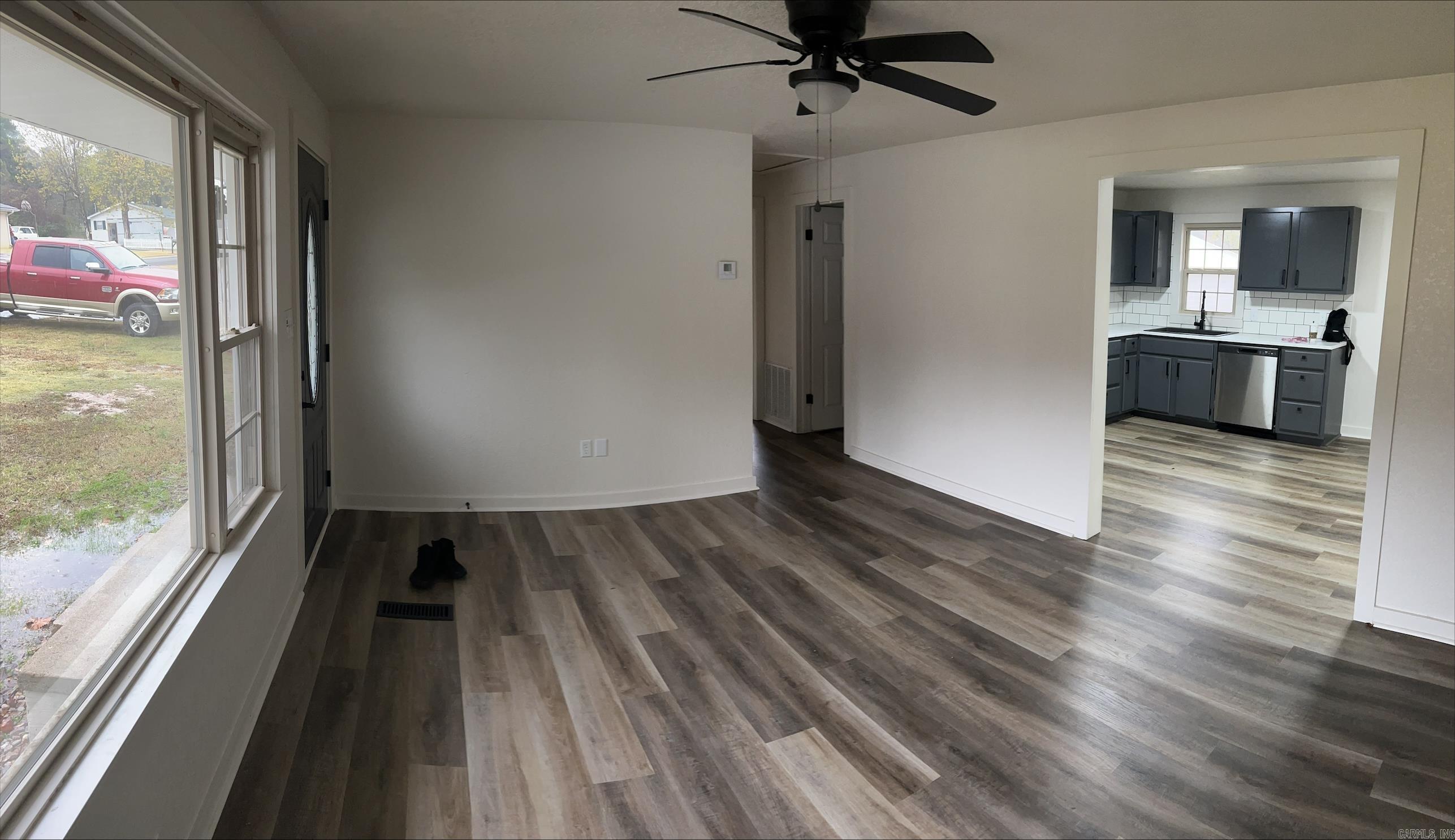 Holloway Replat South Hwy - Residential