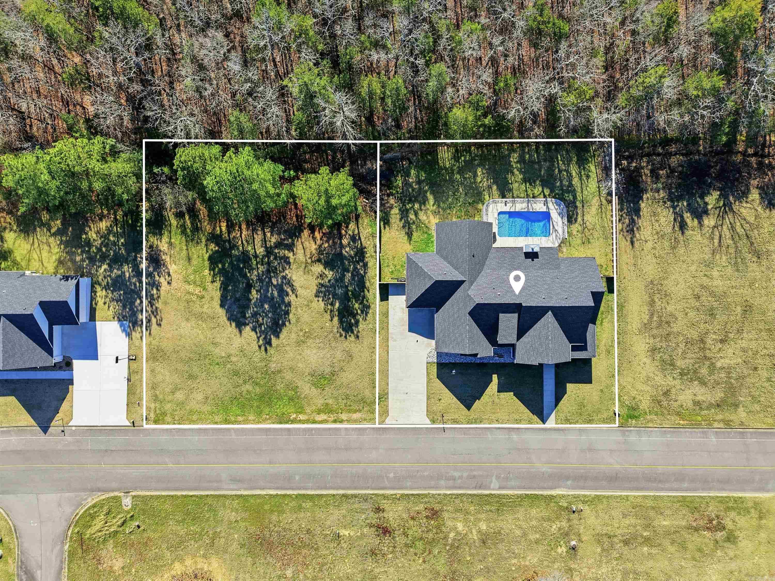 HIDDEN VALLEY - Residential