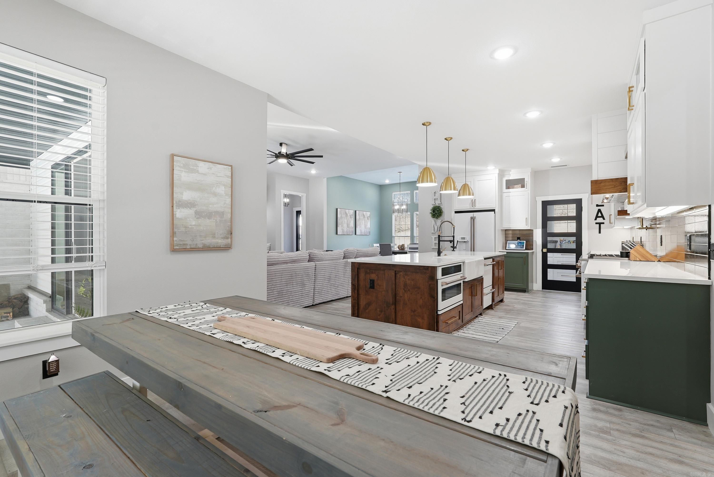 HIDDEN VALLEY - Residential