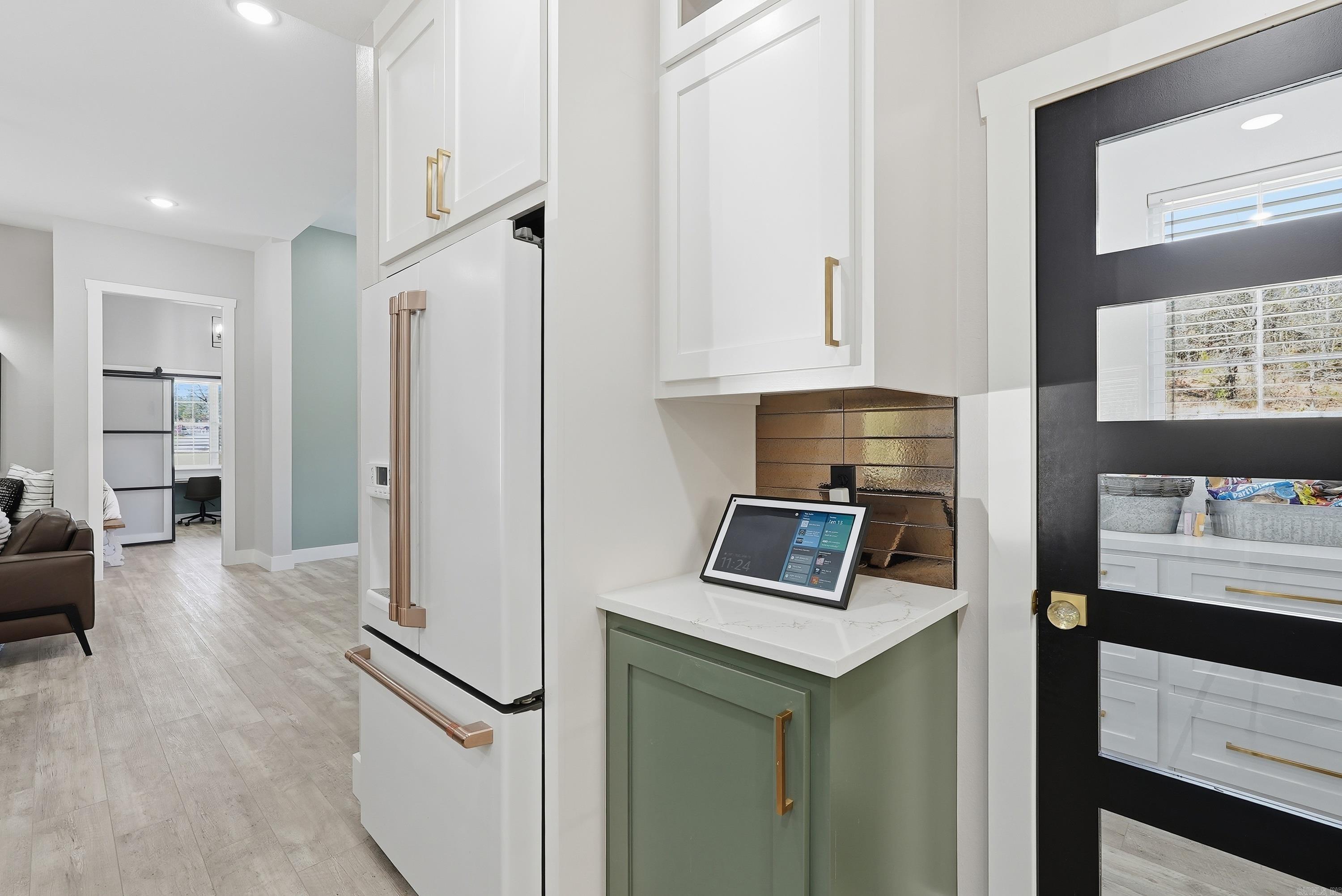 HIDDEN VALLEY - Residential