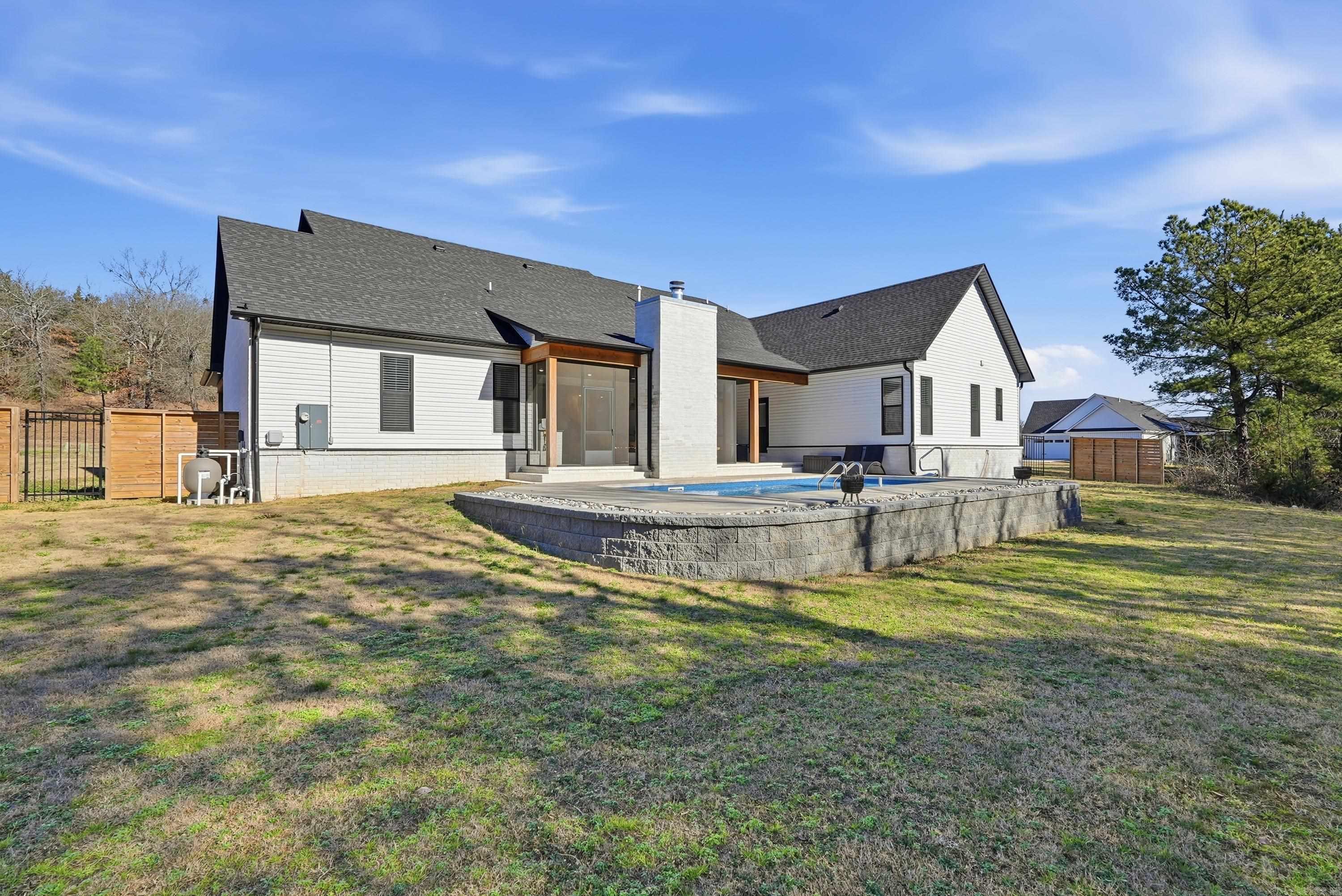 HIDDEN VALLEY - Residential