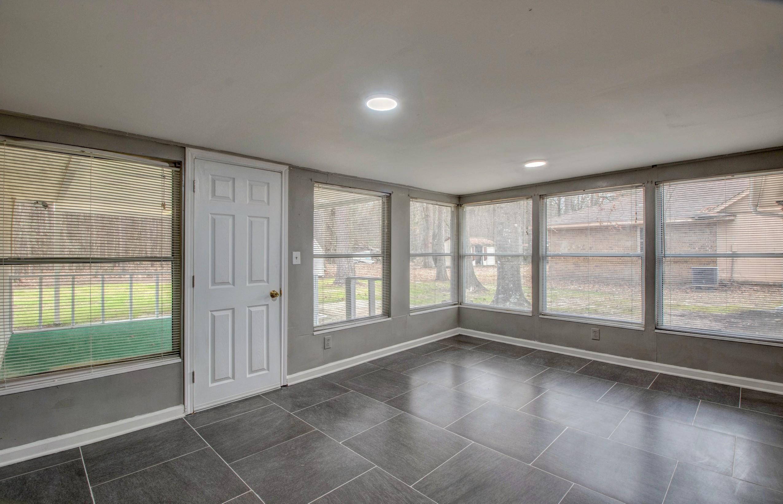 INDIAN HILLS PHASE - Residential