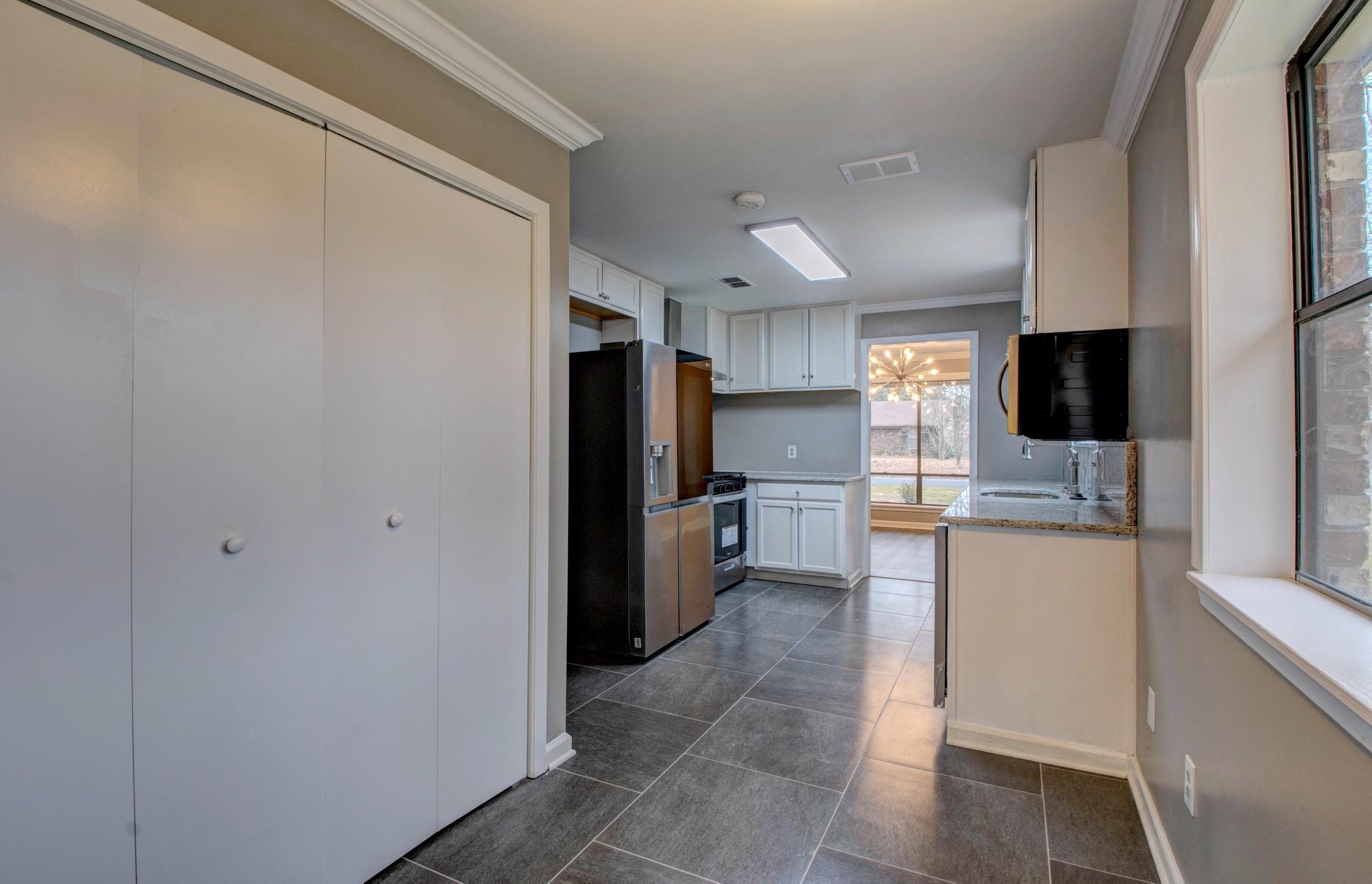 INDIAN HILLS PHASE - Residential