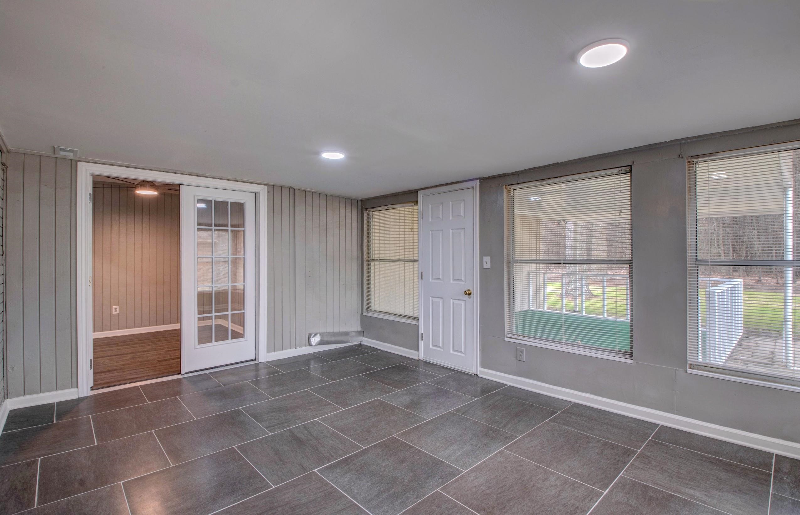 INDIAN HILLS PHASE - Residential