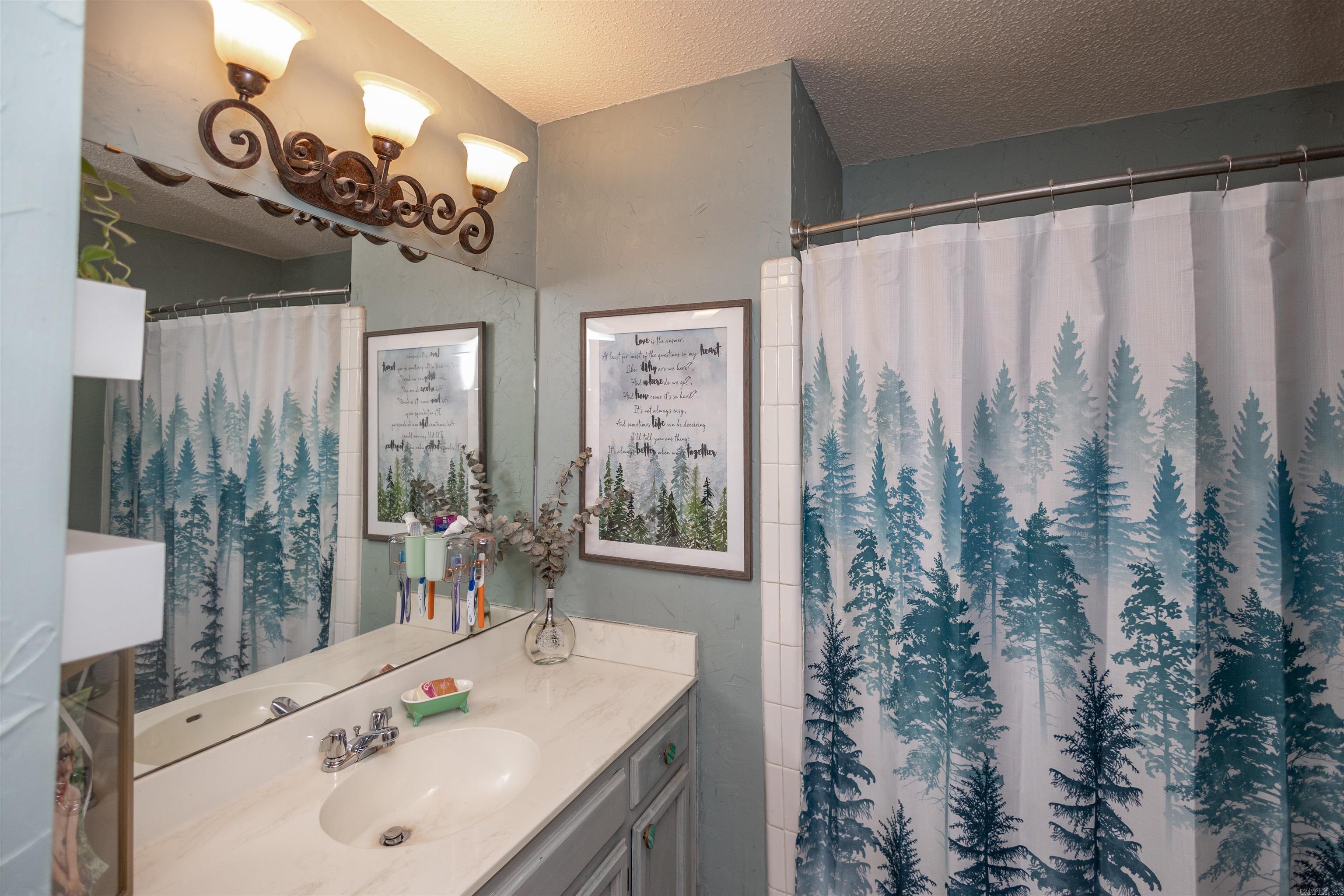 Leawood Mountain - Residential