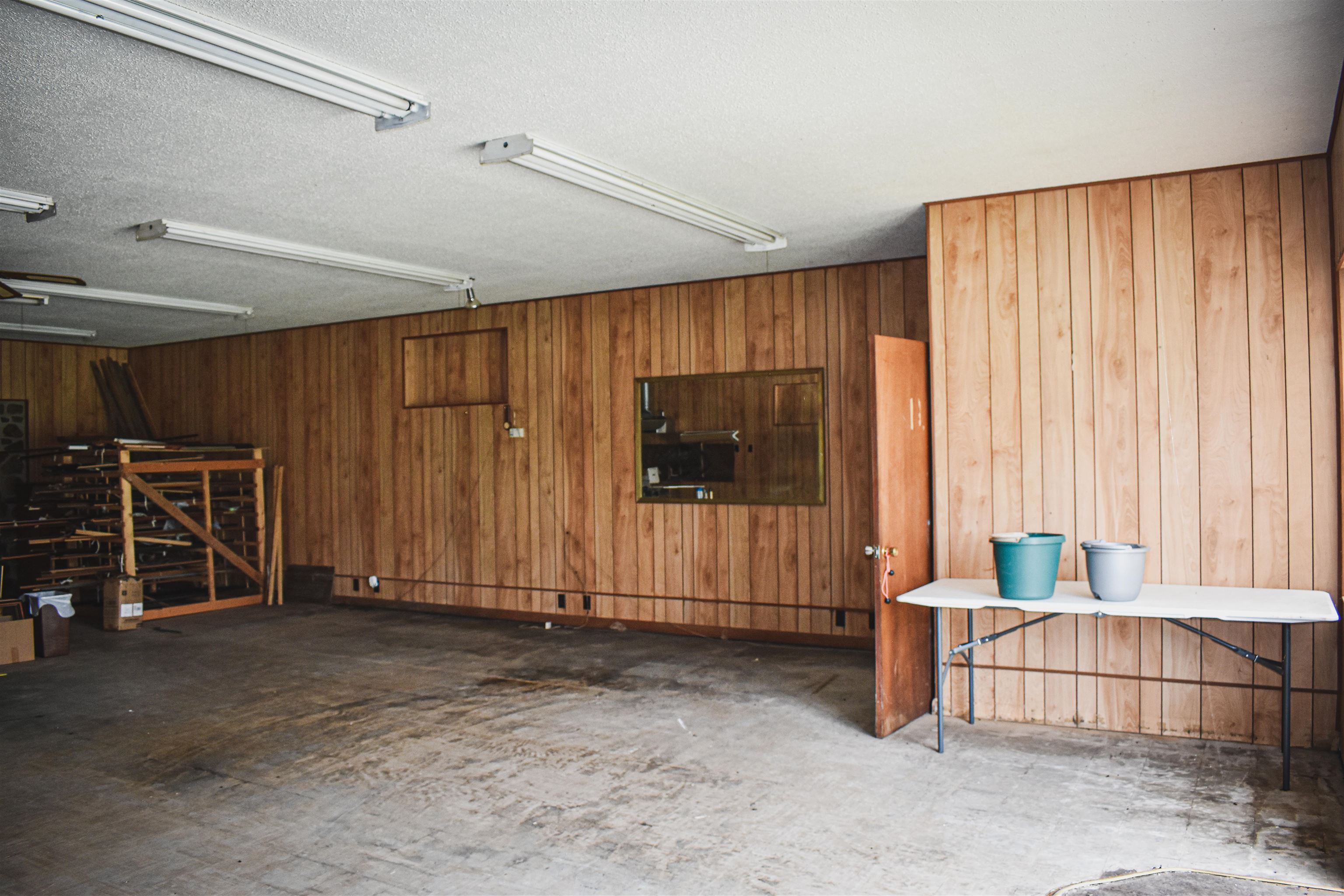 Metes & Bounds - Commercial Sale