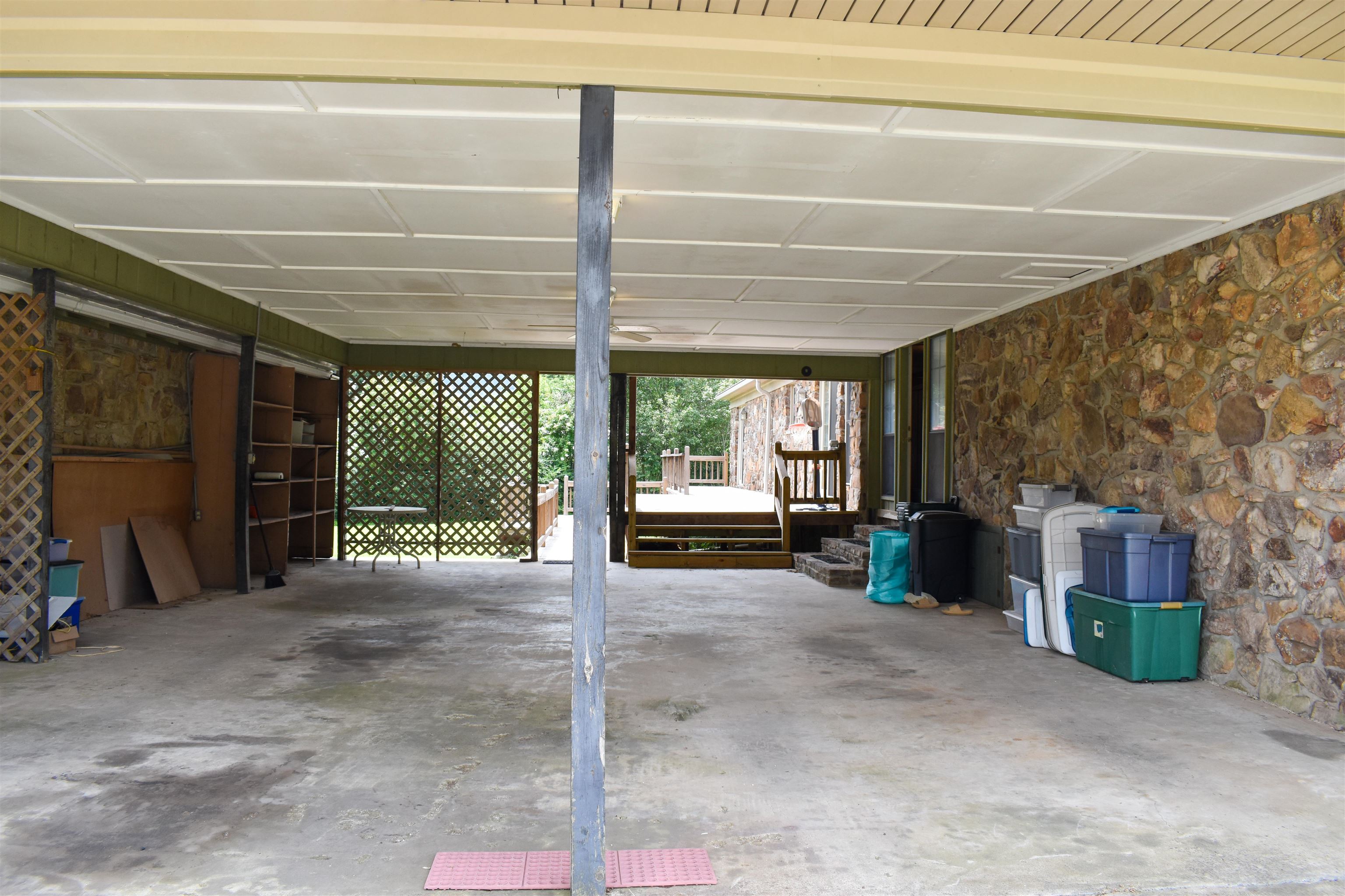 Metes & Bounds - Commercial Sale