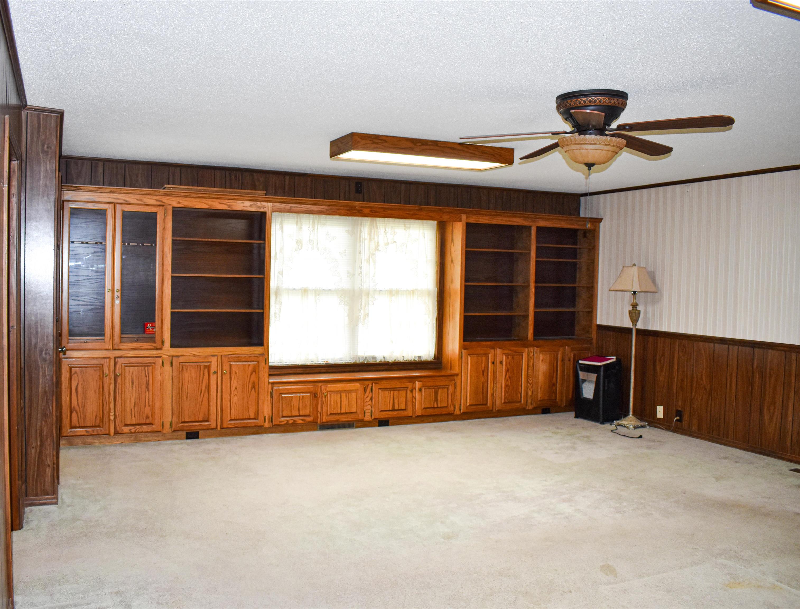 Metes & Bounds - Commercial Sale