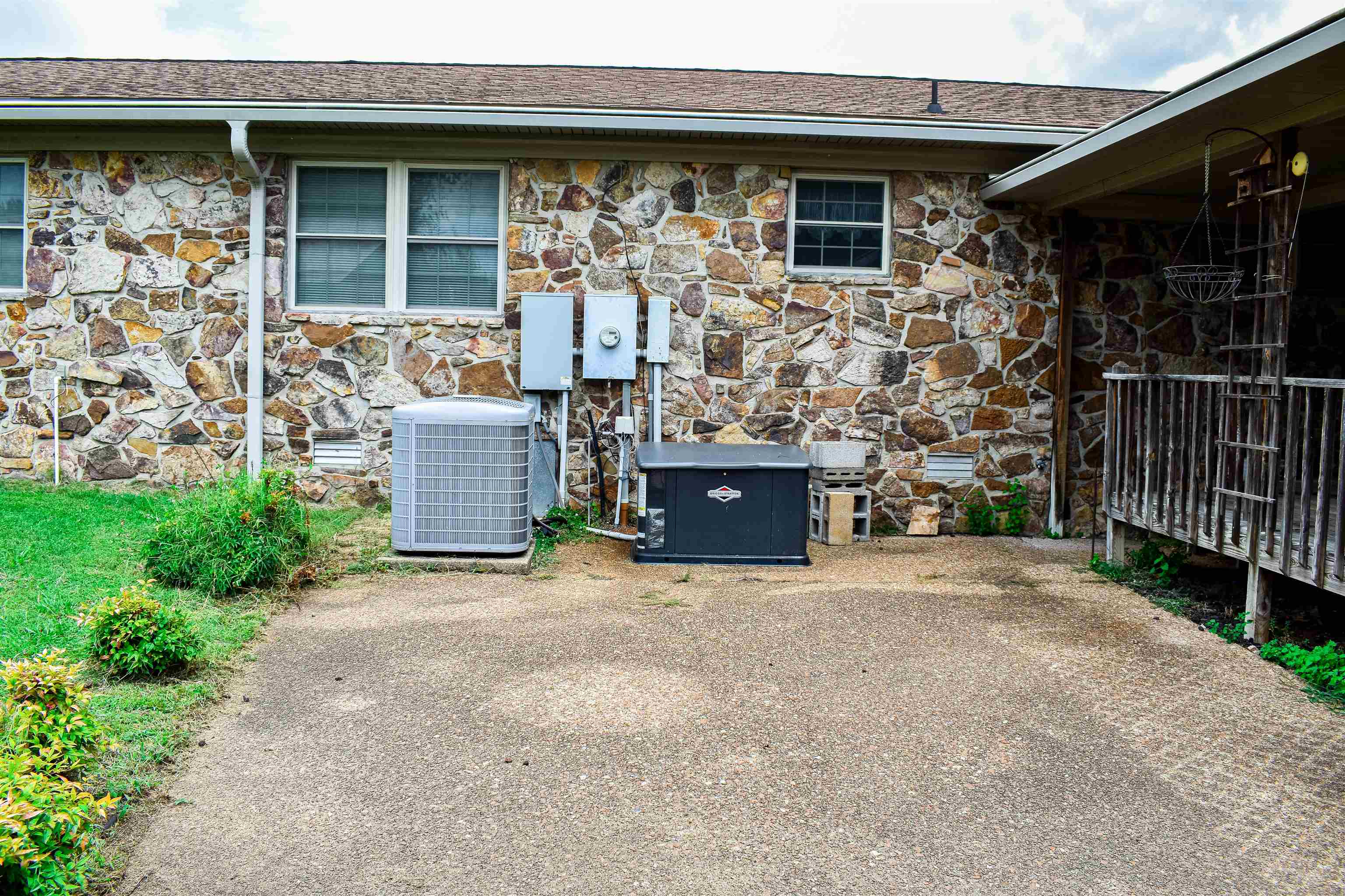 Metes & Bounds - Commercial Sale