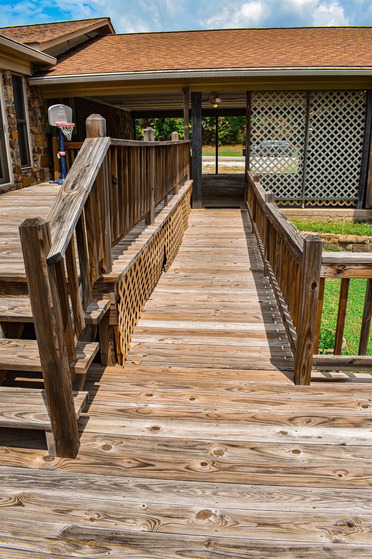 Metes & Bounds - Commercial Sale