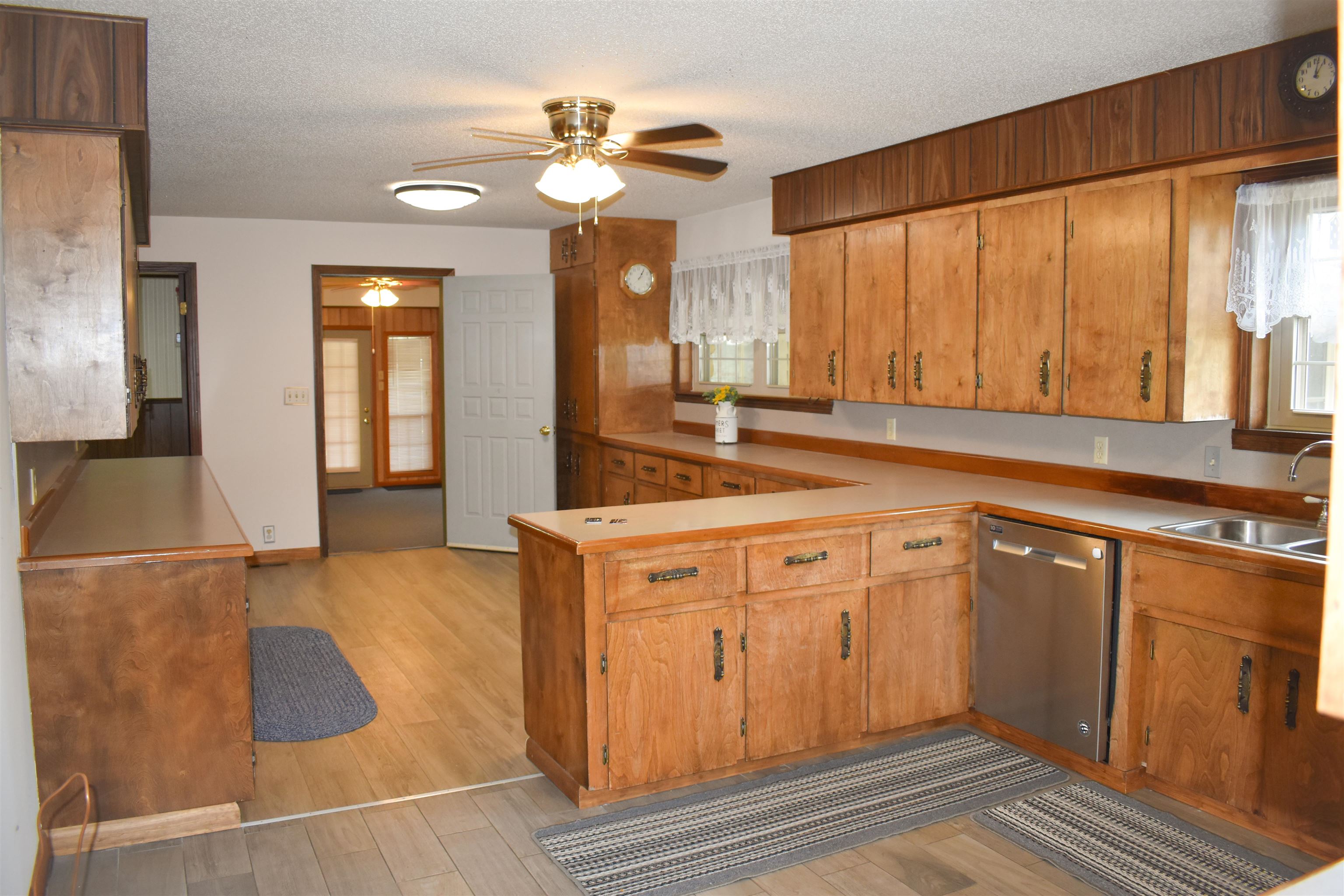 Metes & Bounds - Commercial Sale
