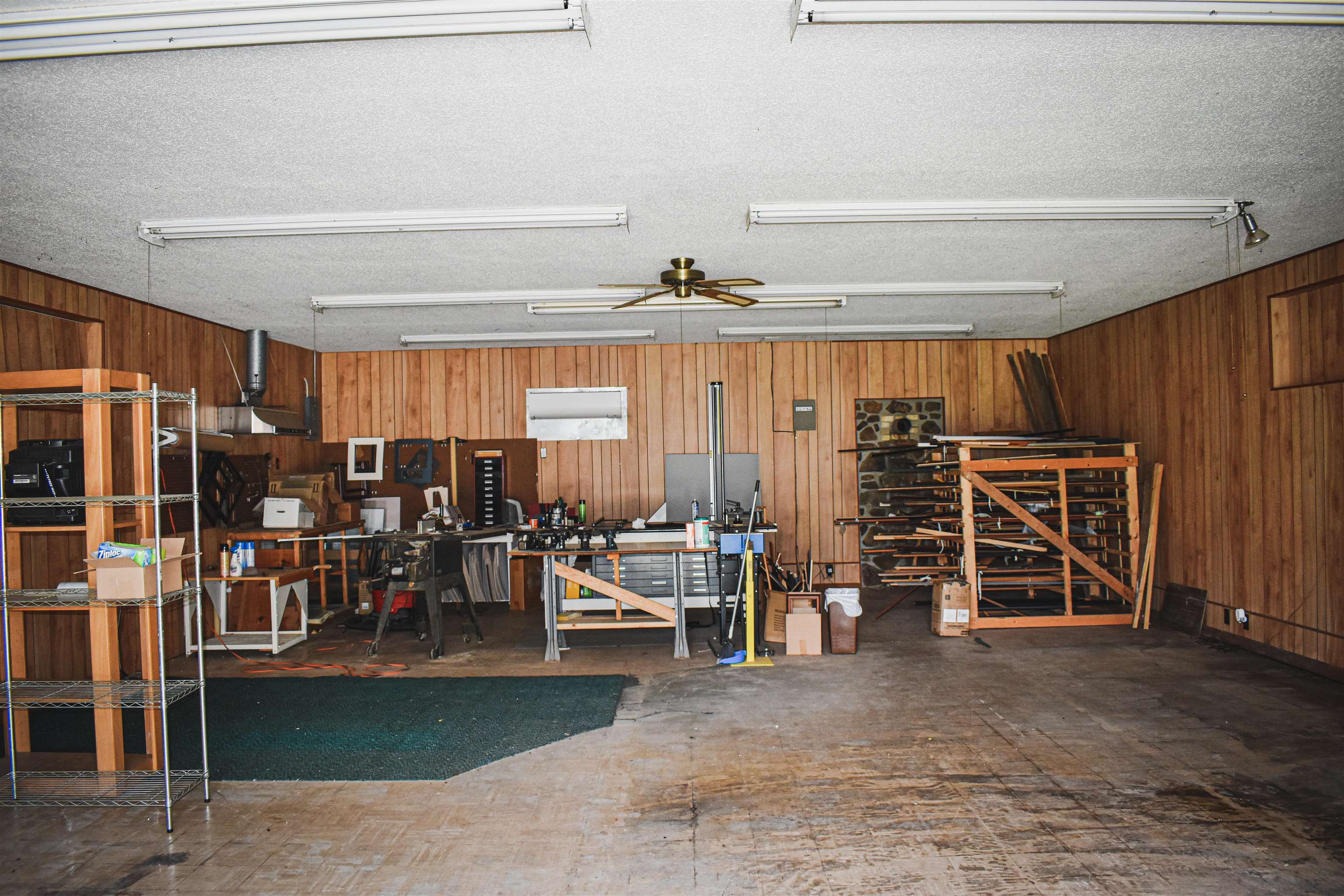 Metes & Bounds - Commercial Sale