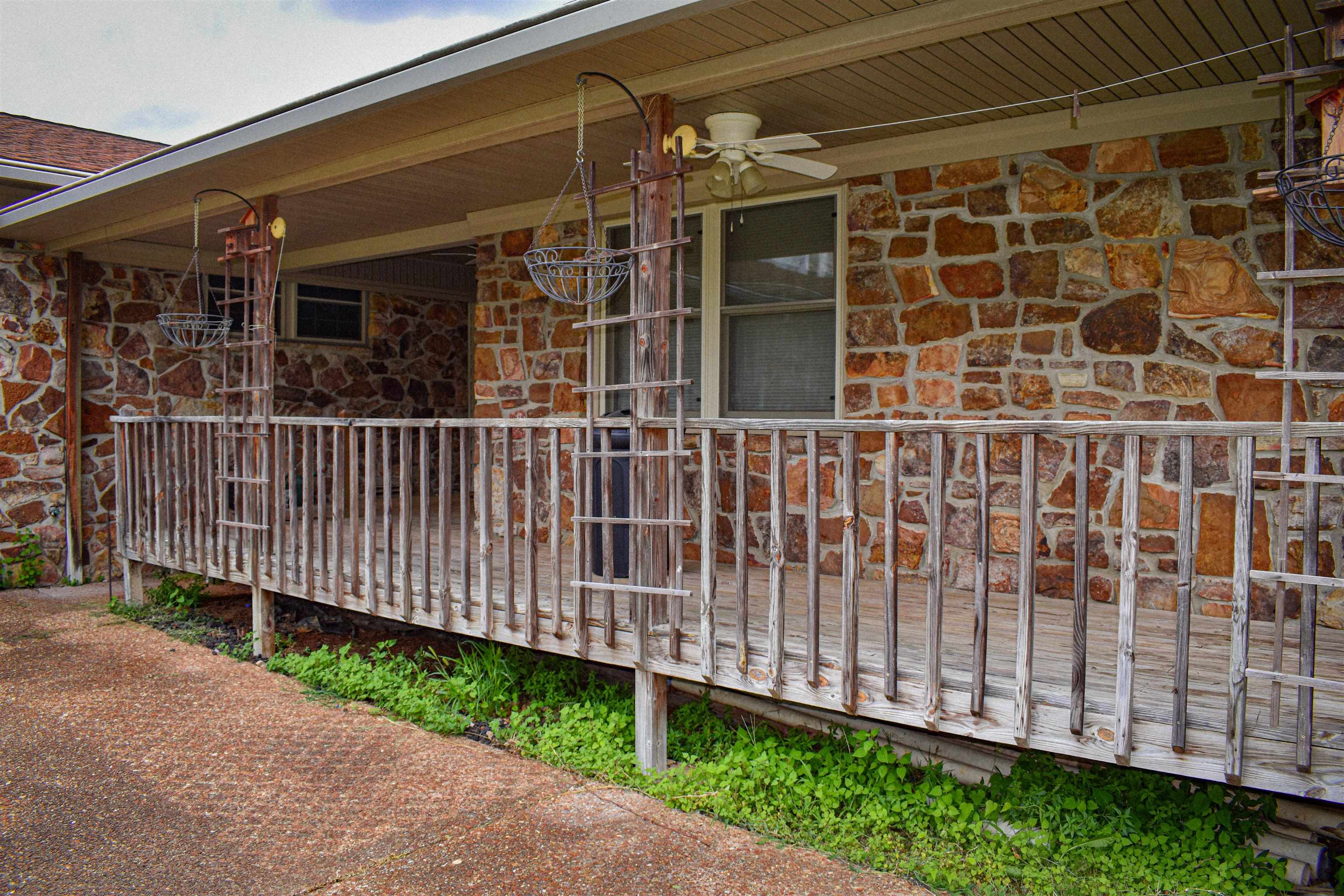 Metes & Bounds - Commercial Sale