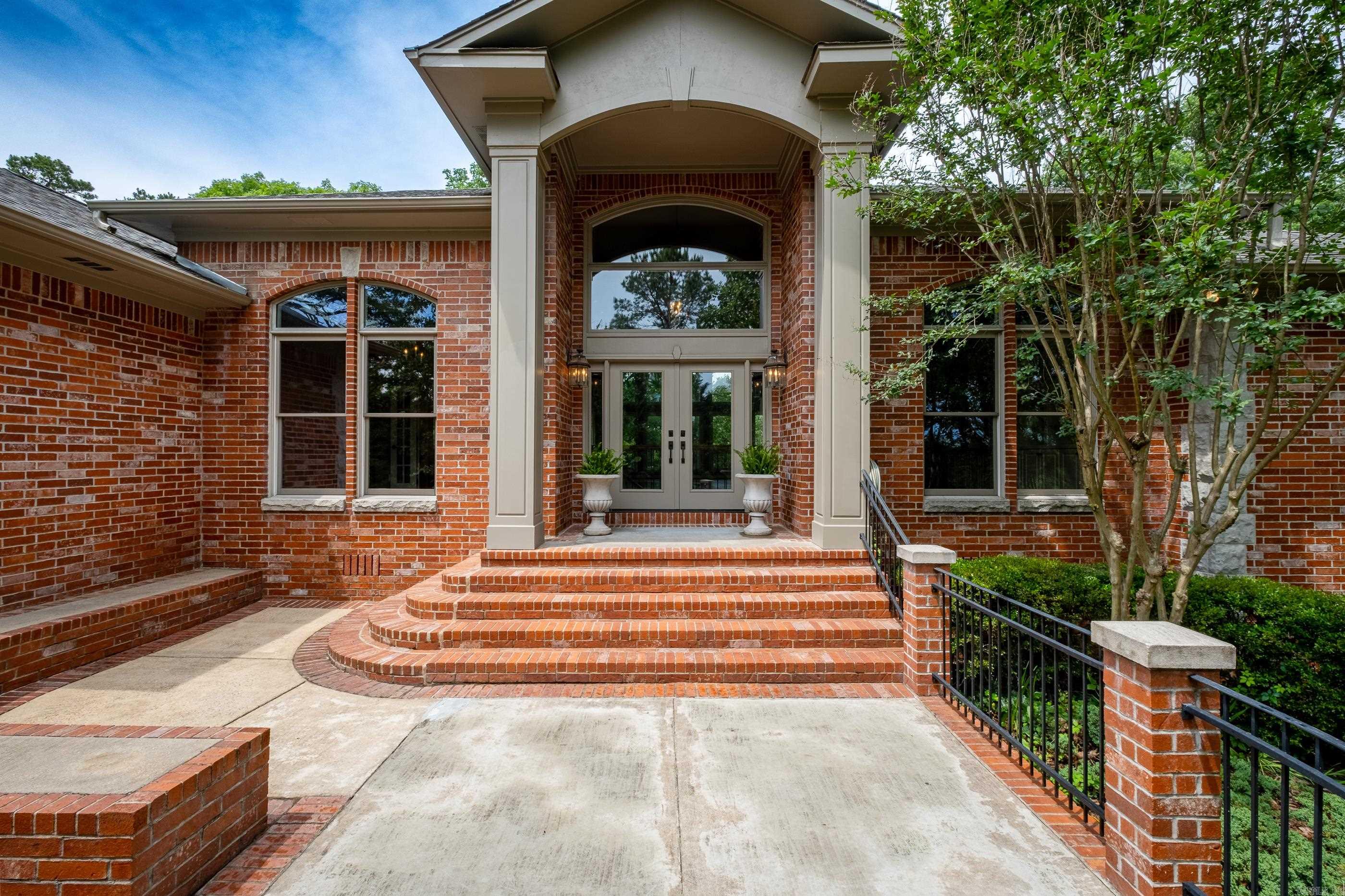 RIDGEFIELD ESTATES - Residential