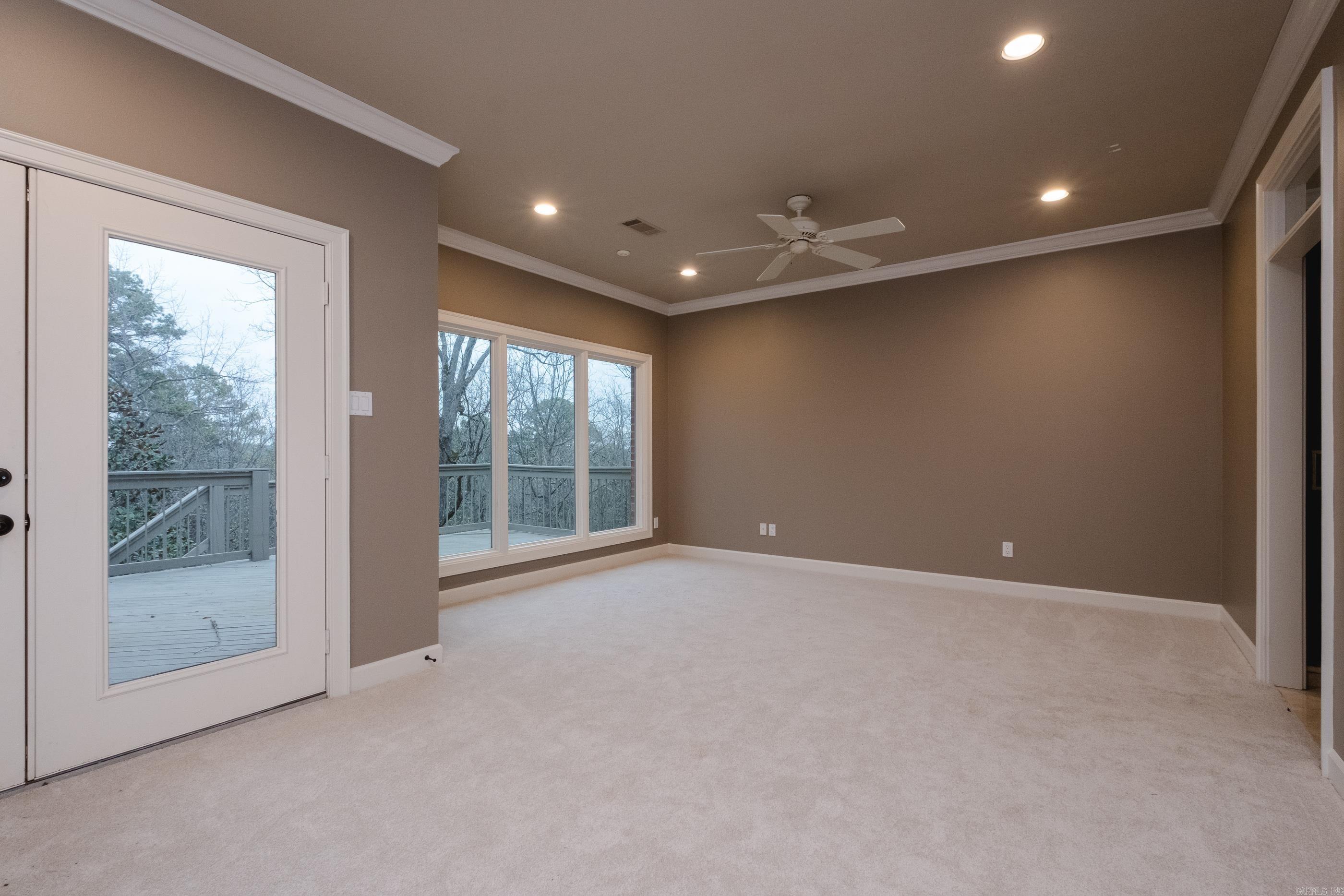 RIDGEFIELD ESTATES - Residential