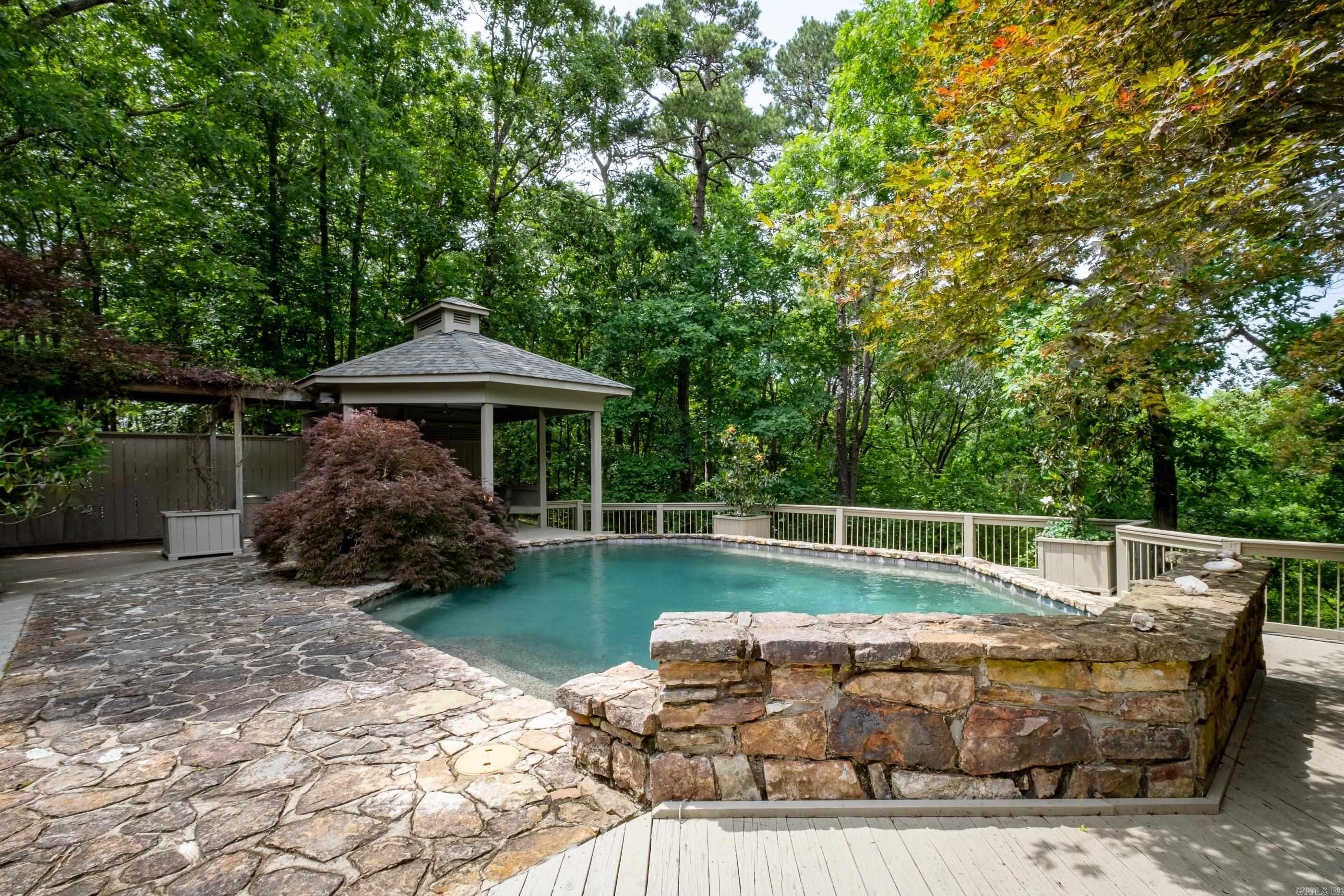 RIDGEFIELD ESTATES - Residential