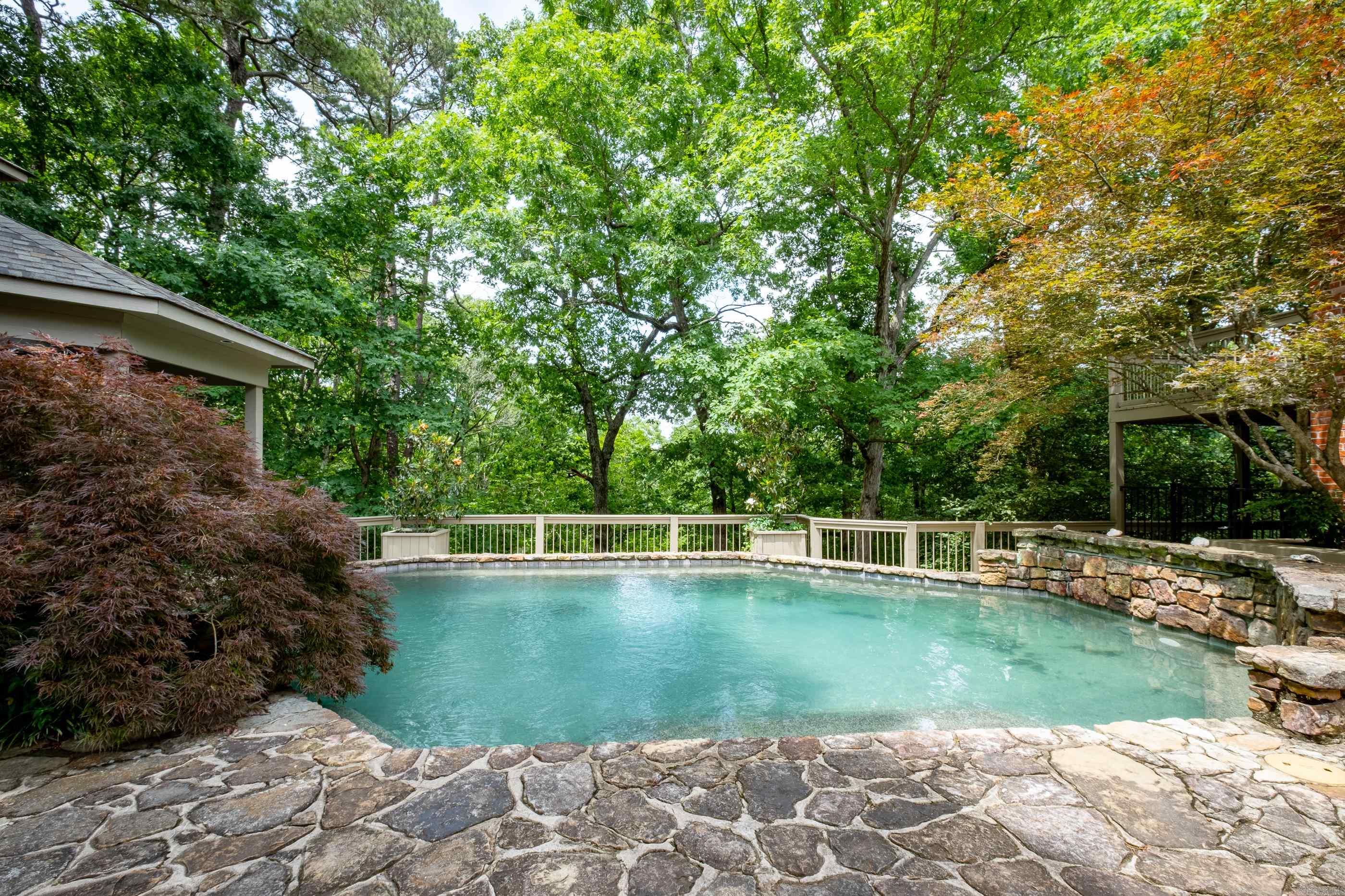 RIDGEFIELD ESTATES - Residential