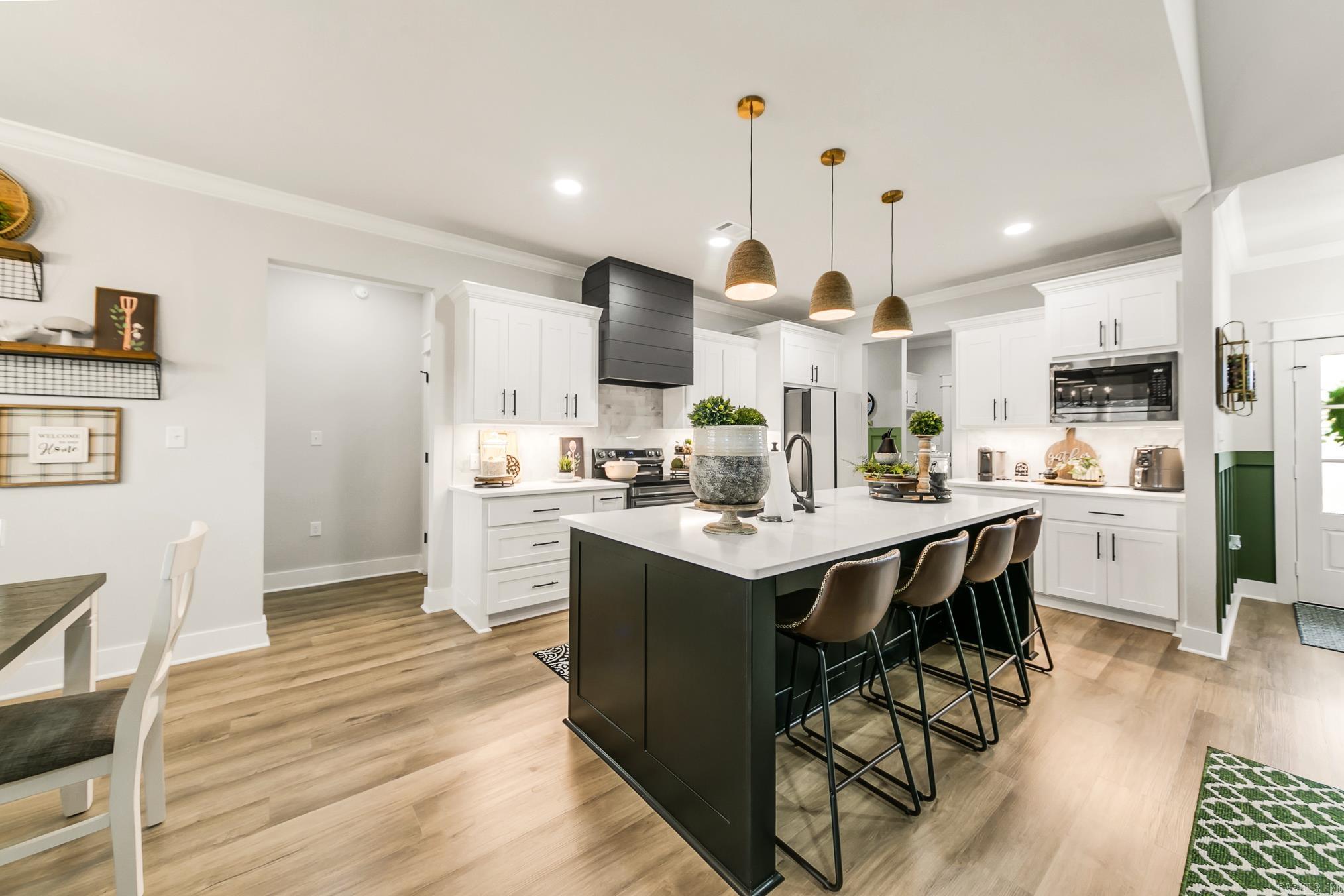 HIDDEN VALLEY ESTATES - Residential