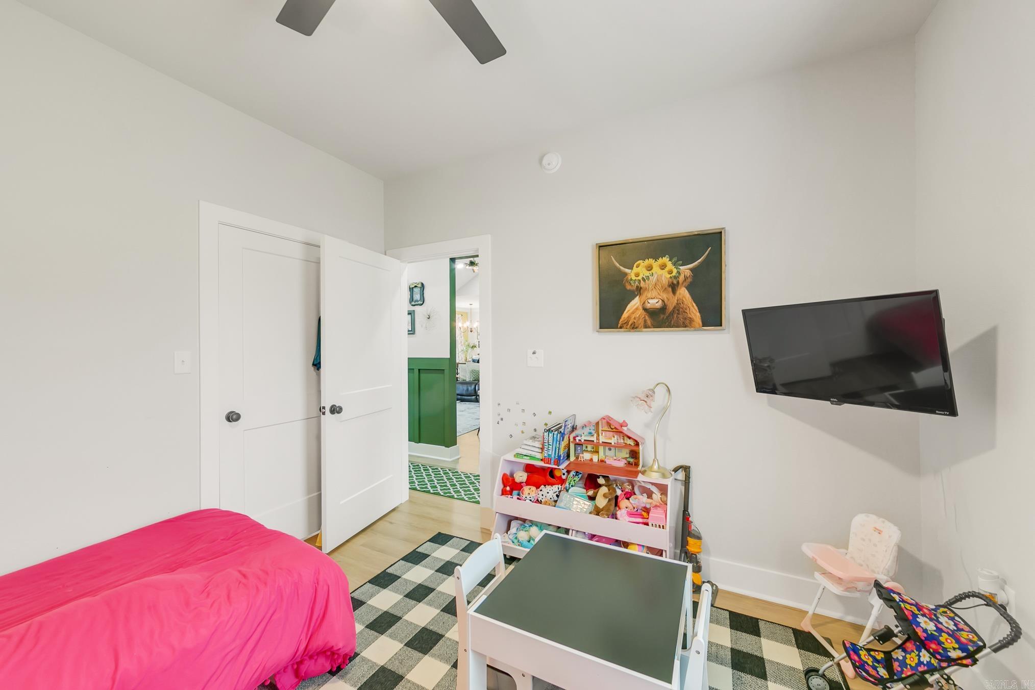 HIDDEN VALLEY ESTATES - Residential