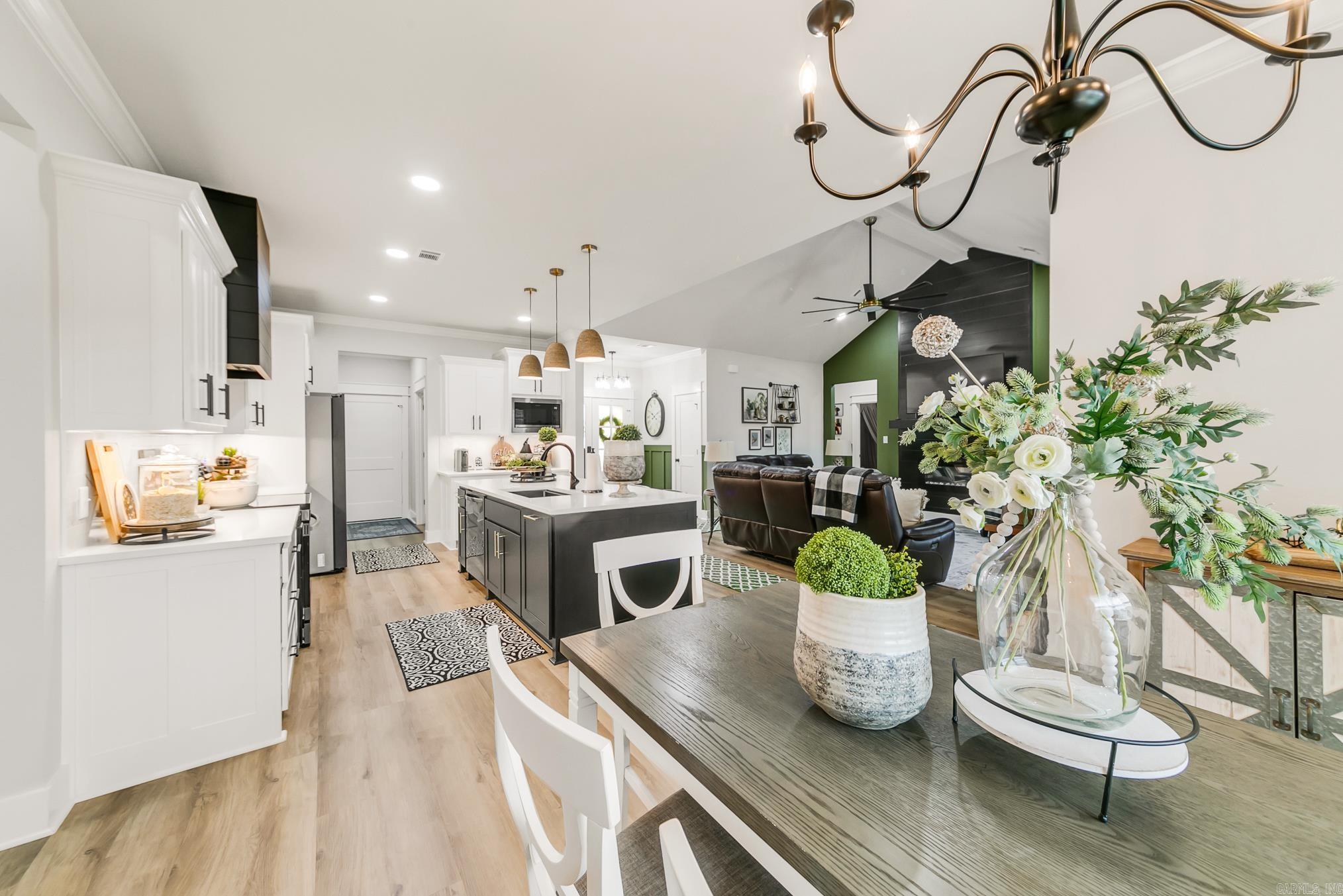 HIDDEN VALLEY ESTATES - Residential