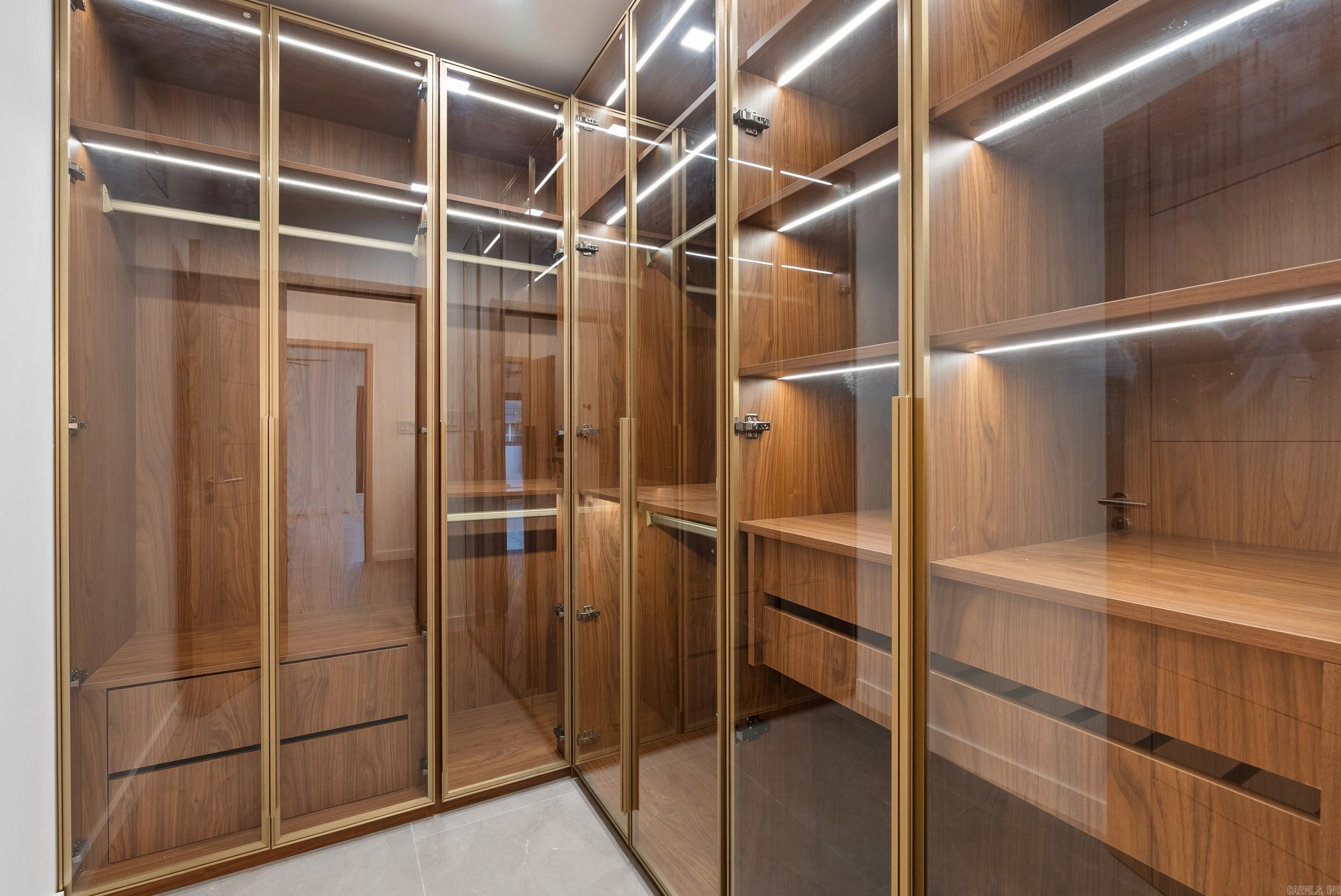 Lincoln & Zimmerman - Residential